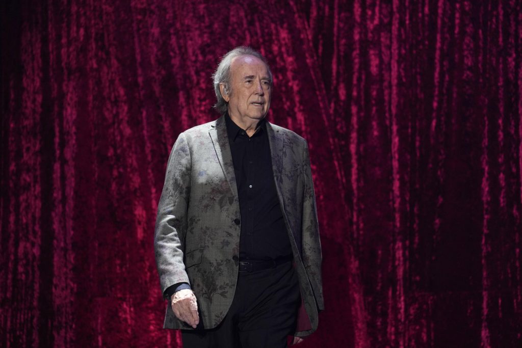 #VIDEO Serrat da su último concierto en Barcelona, conmovido y feliz - 2f050990ec95afe420e443eb0e049d11595dce69w-1024x683
