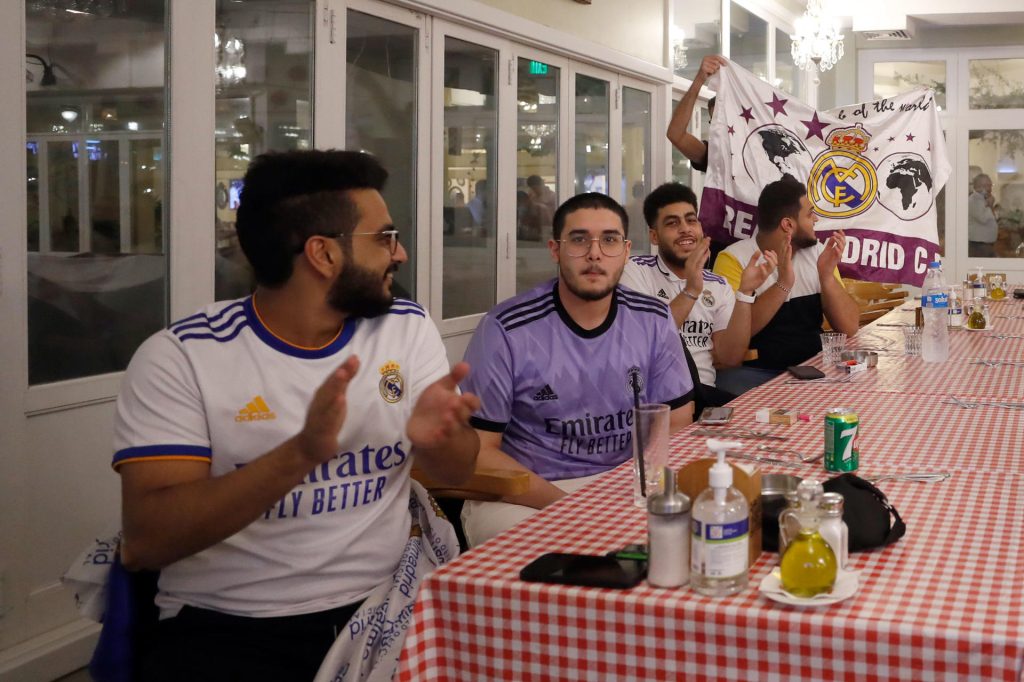 Futbol, fiesta y gastronomía, los lazos de la comunidad latina en Qatar - 50f62944a6a900d1dc4b40e1f4fb917dd0a2dfd3w-1024x682