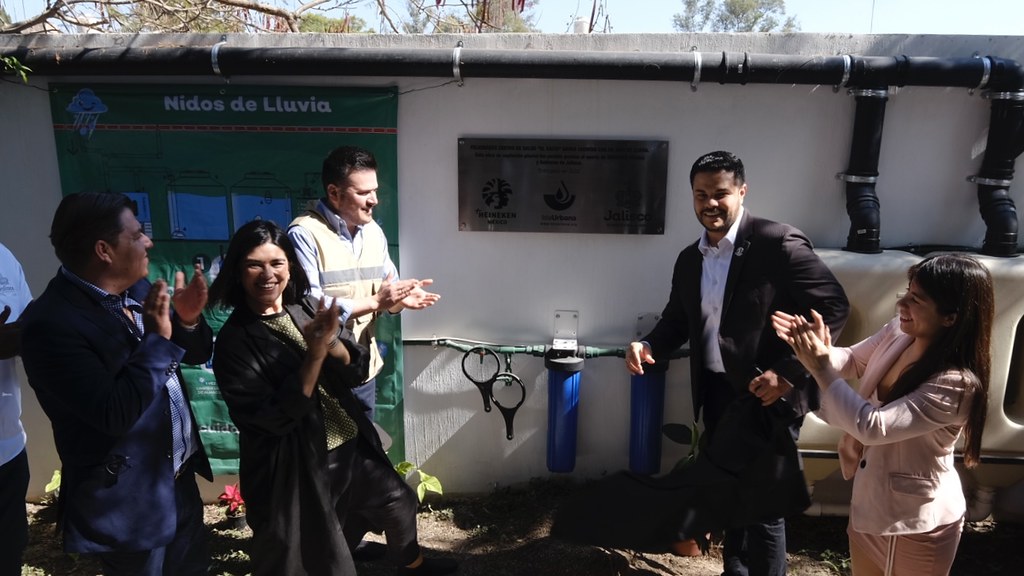 HEINEKEN México apoya al programa Nidos de Lluvia en el Centro de Salud de El Salto - 52549565135-1a2730b440-b