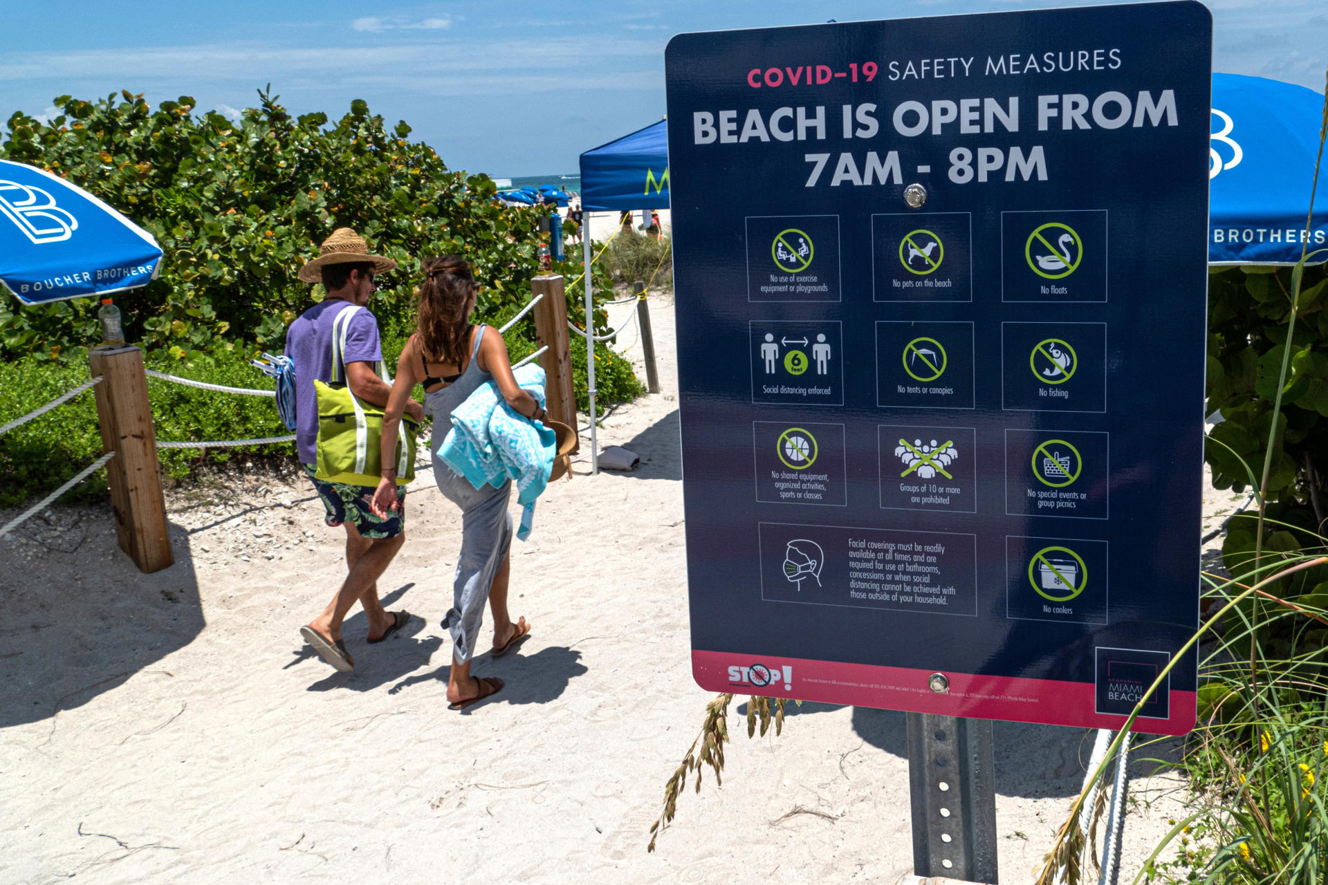 Prohíbe Miami Beach fumar en la playa desde el 1 de enero, con una excepción