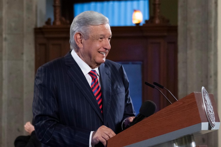 AMLO llama a ‘corcholatas’ a cuidar excesos; “tienen un efecto de boomerang” AMLO llama a ‘corcholatas’ a cuidar excesos; “tienen un efecto de boomerang”