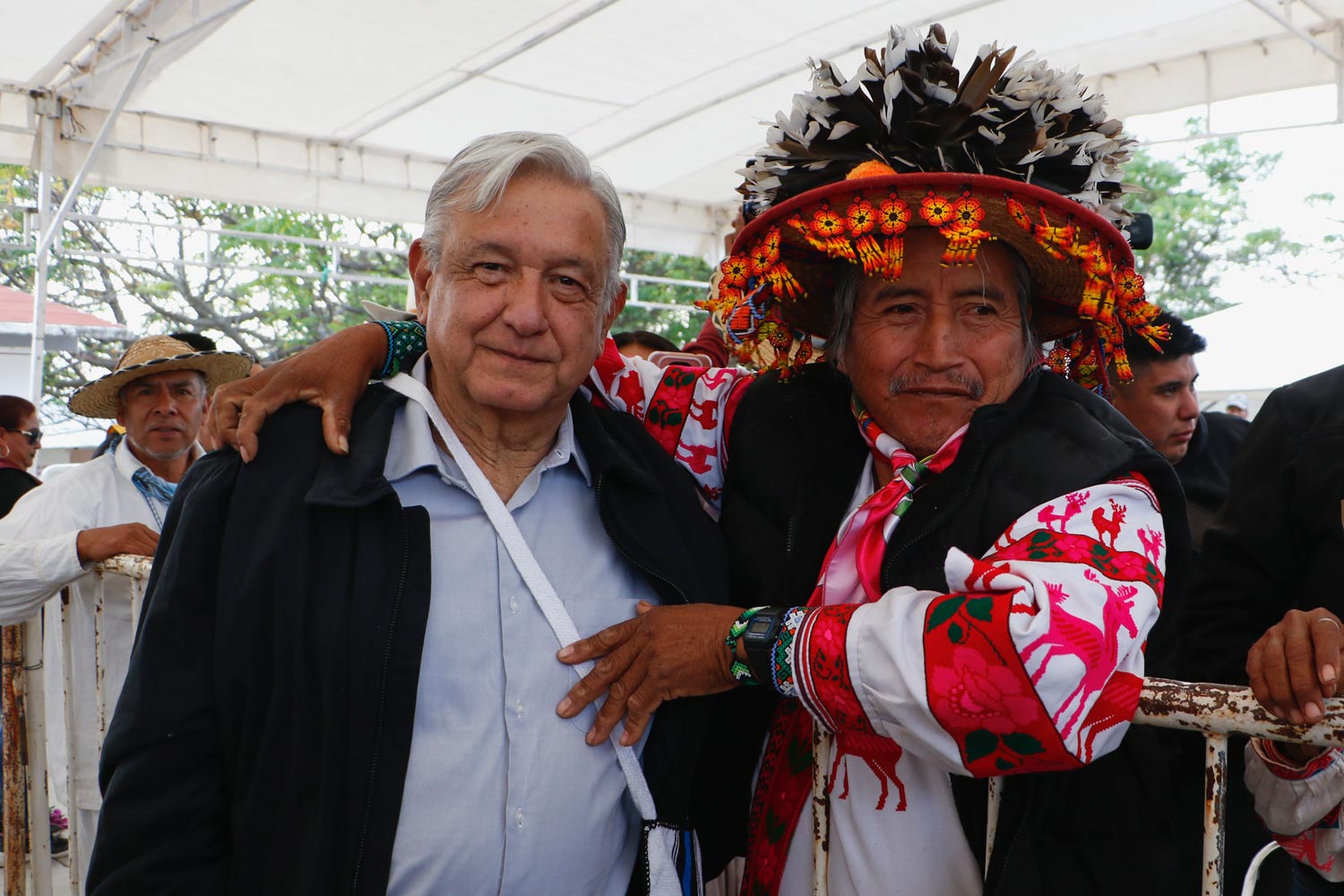 “Pensábamos que era fácil”: AMLO reconoce complicaciones para llevar internet a comunidades alejadas