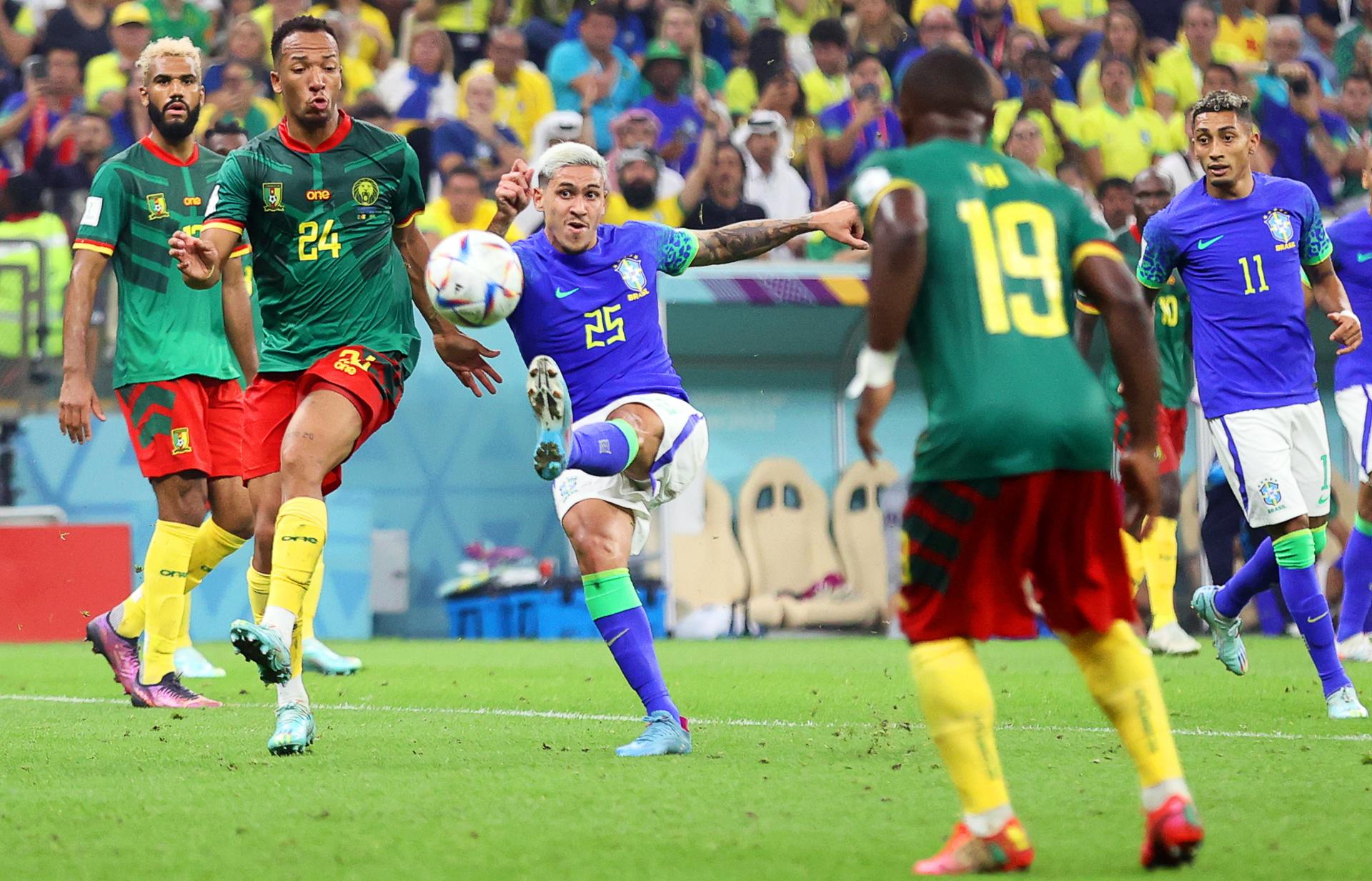 Camerún vence 1-0 a Brasil, pero queda fuera del Mundial
