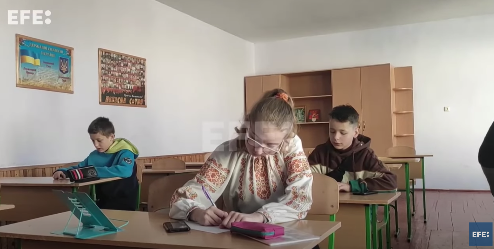 Estudiantes ucranianos entran en la Navidad tras su semestre más difícil