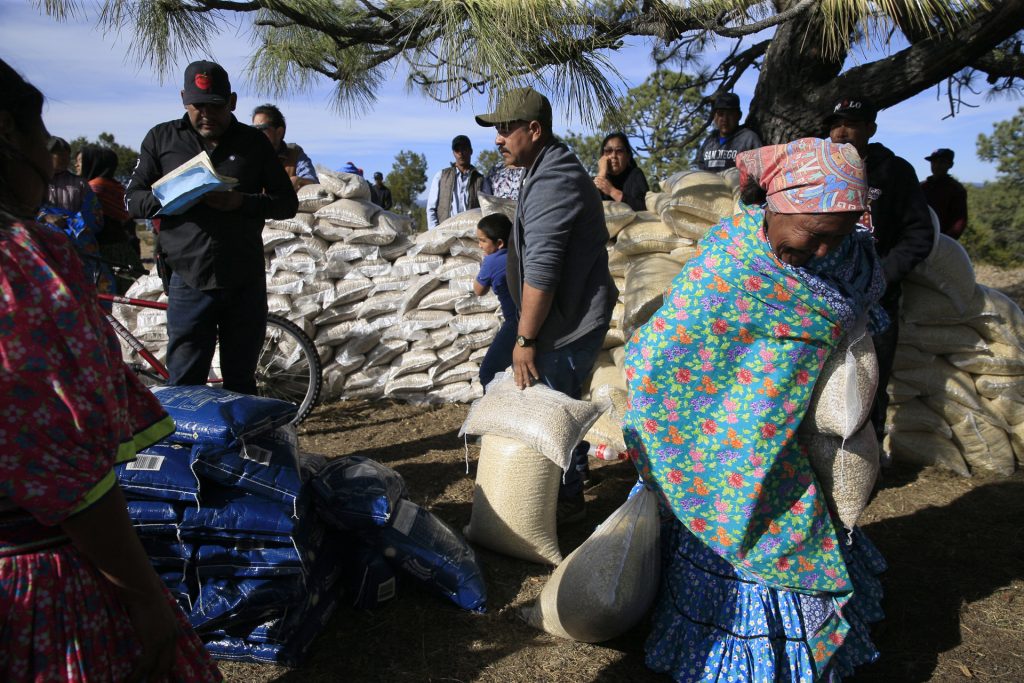 Comunidad binacional entrega donativos a pobladores de sierra de Chihuahua - comunidad-binacional-entrega-donativos-a-pobladores-de-sierra-de-chihuahua-1024x683
