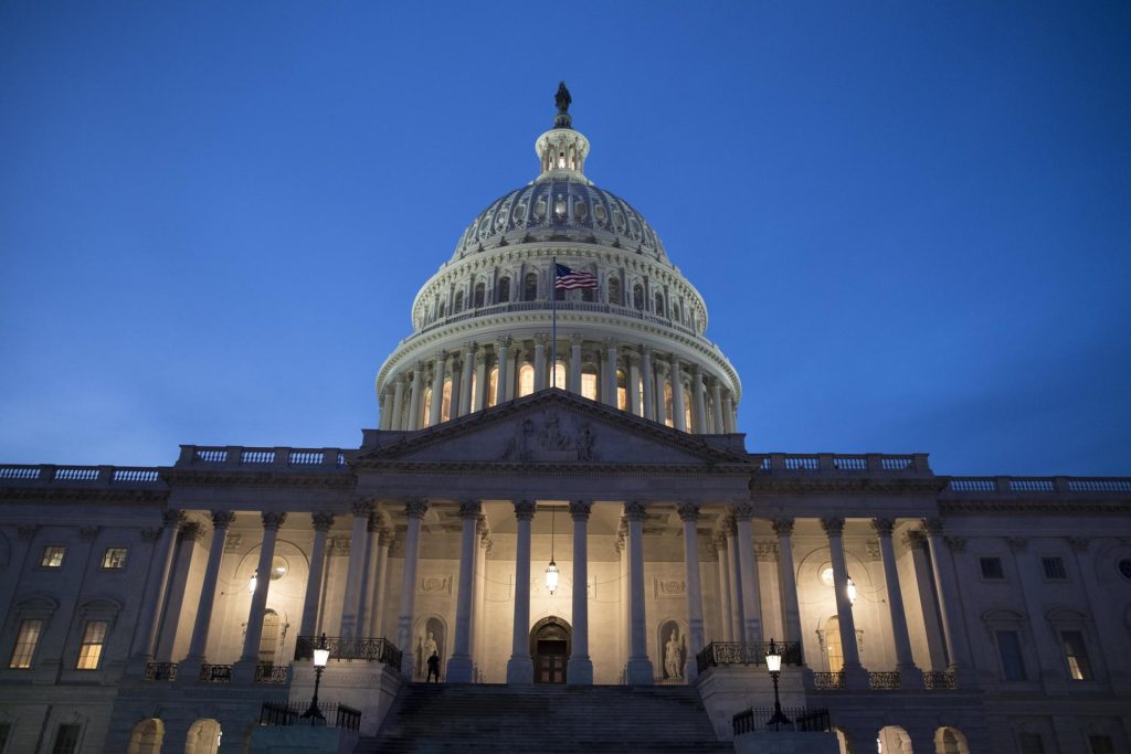 Policía del Capitolio de EE.UU. entrena con realidad virtual a sus agentes - congreso-eeuu-capitolio-1024x683