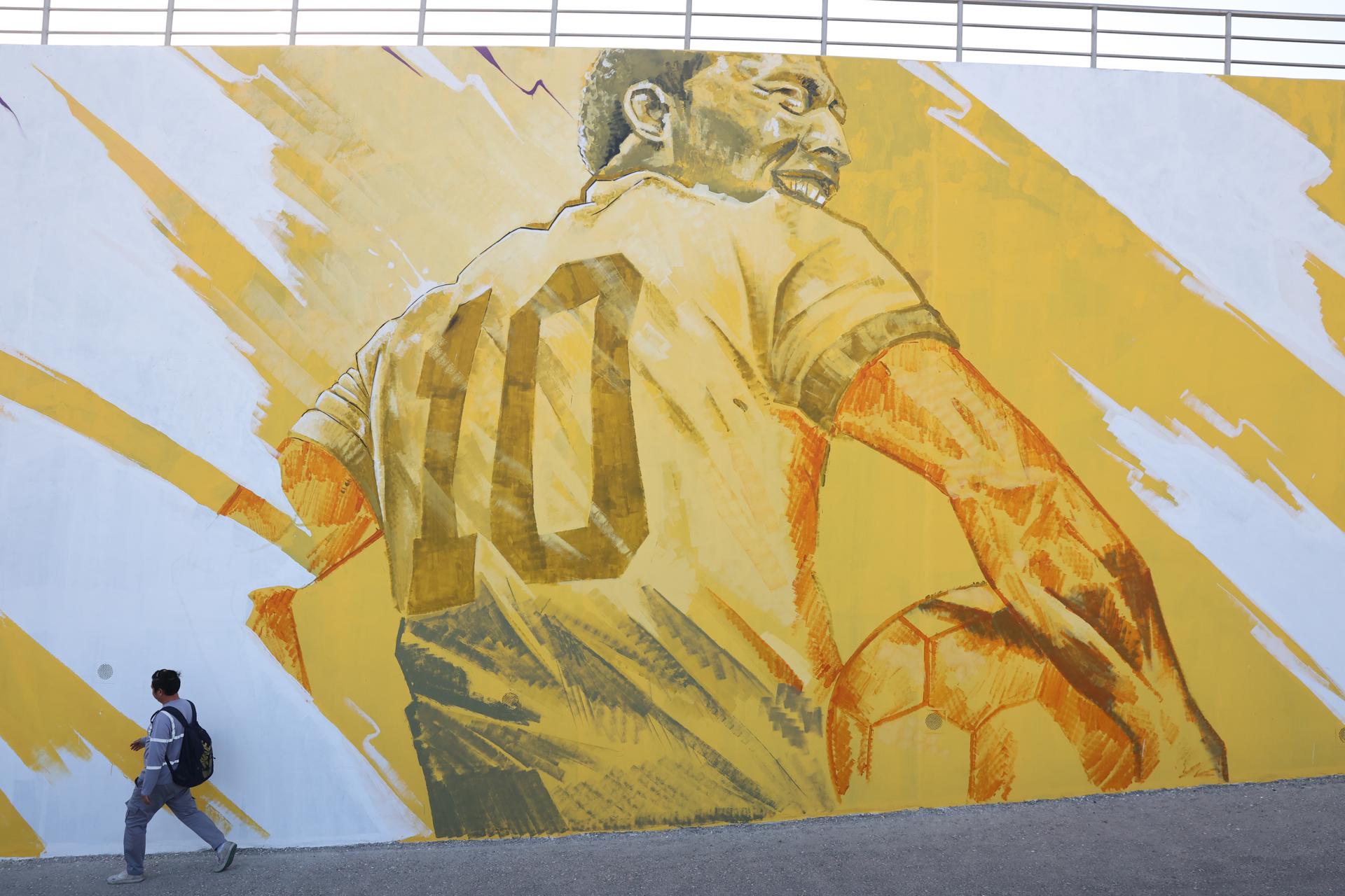 Pelé continúa su recuperación con “mejora progresiva” según médicos