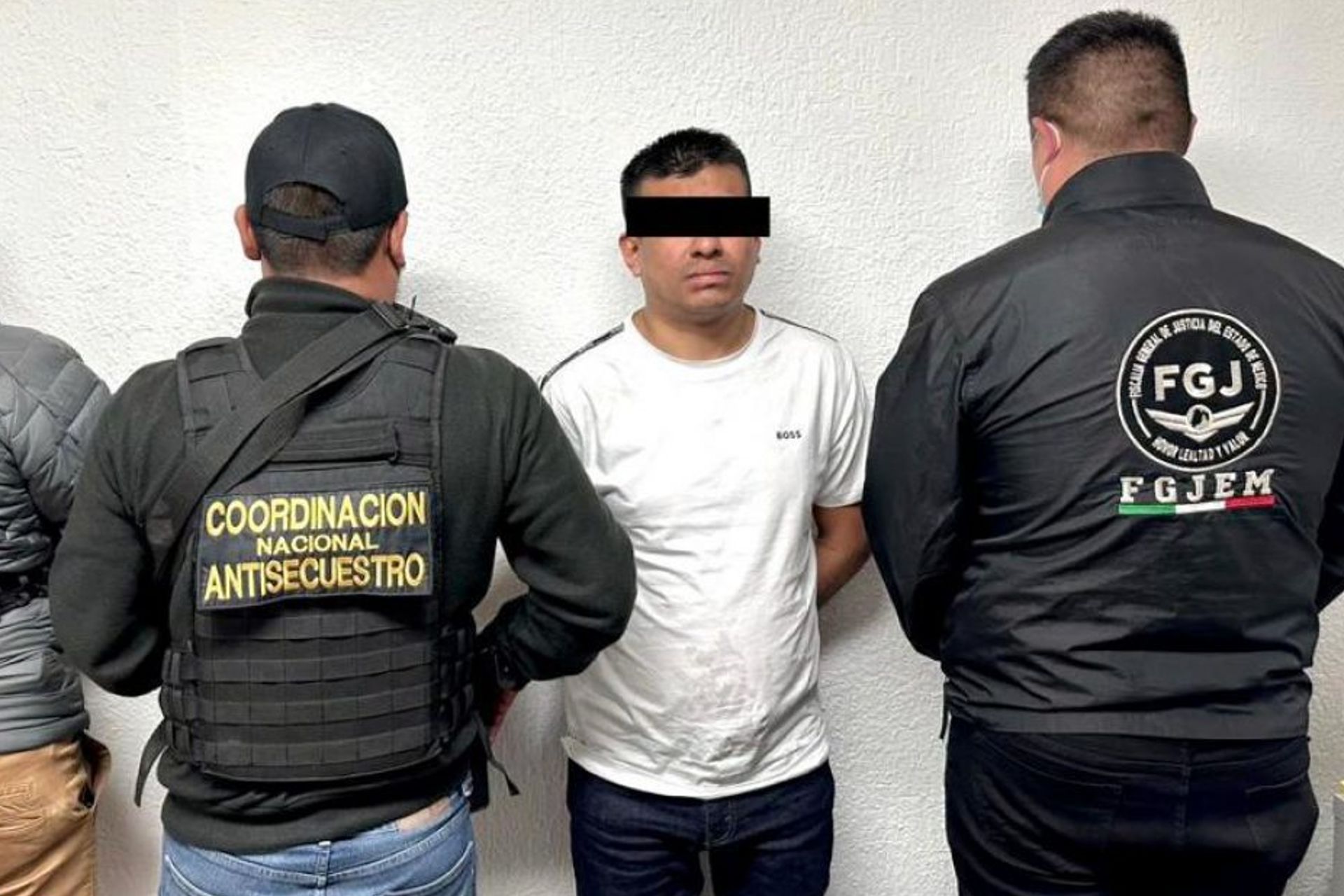 Detienen en el Edomex a ‘El Planchado’, acusado de triple homicidio Detienen en el Edomex a ‘El Planchado’, acusado de triple homicidio