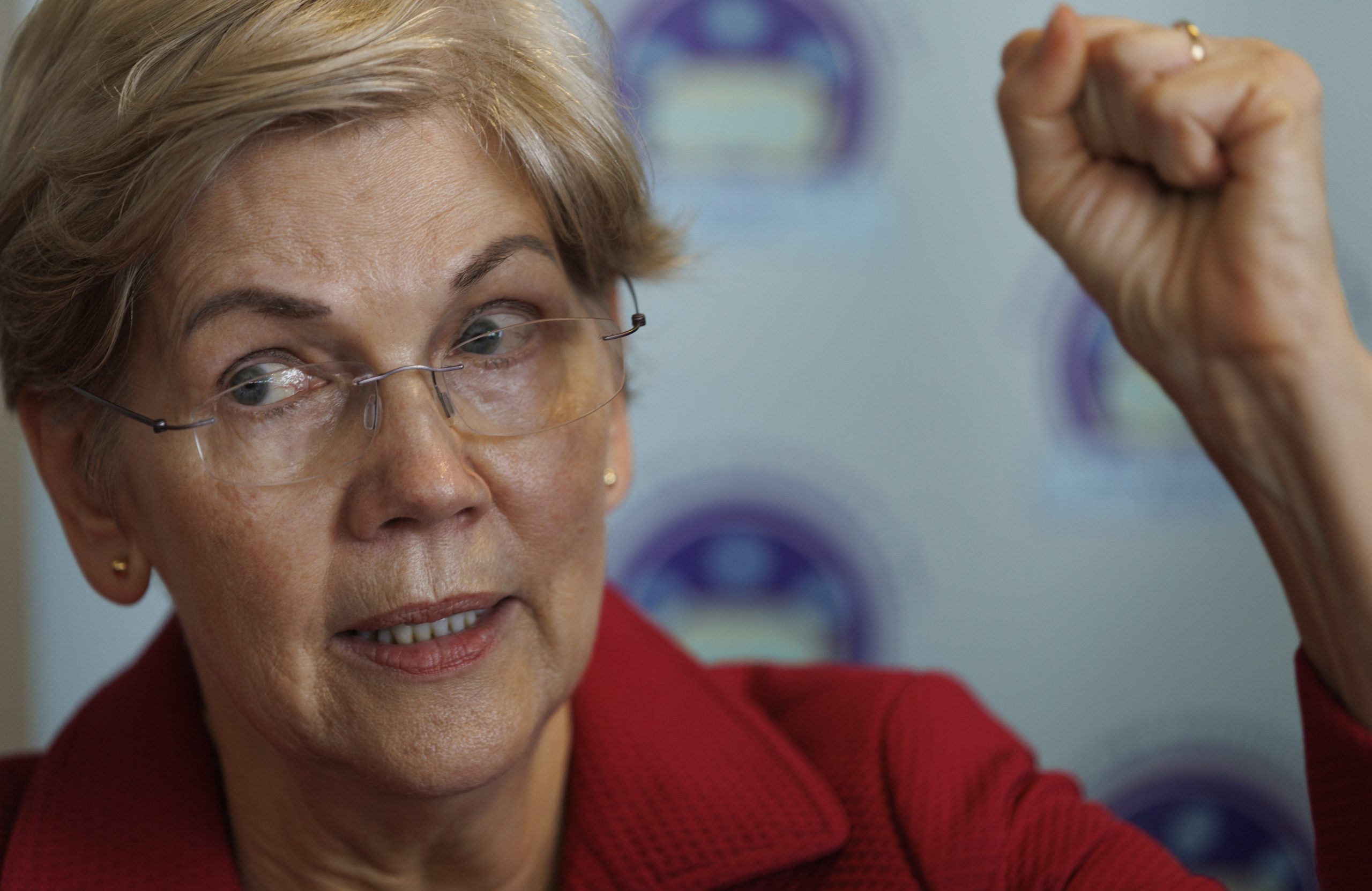 Senadora de EE.UU. pide explicaciones a Tesla por anomalías con Musk y Twitter