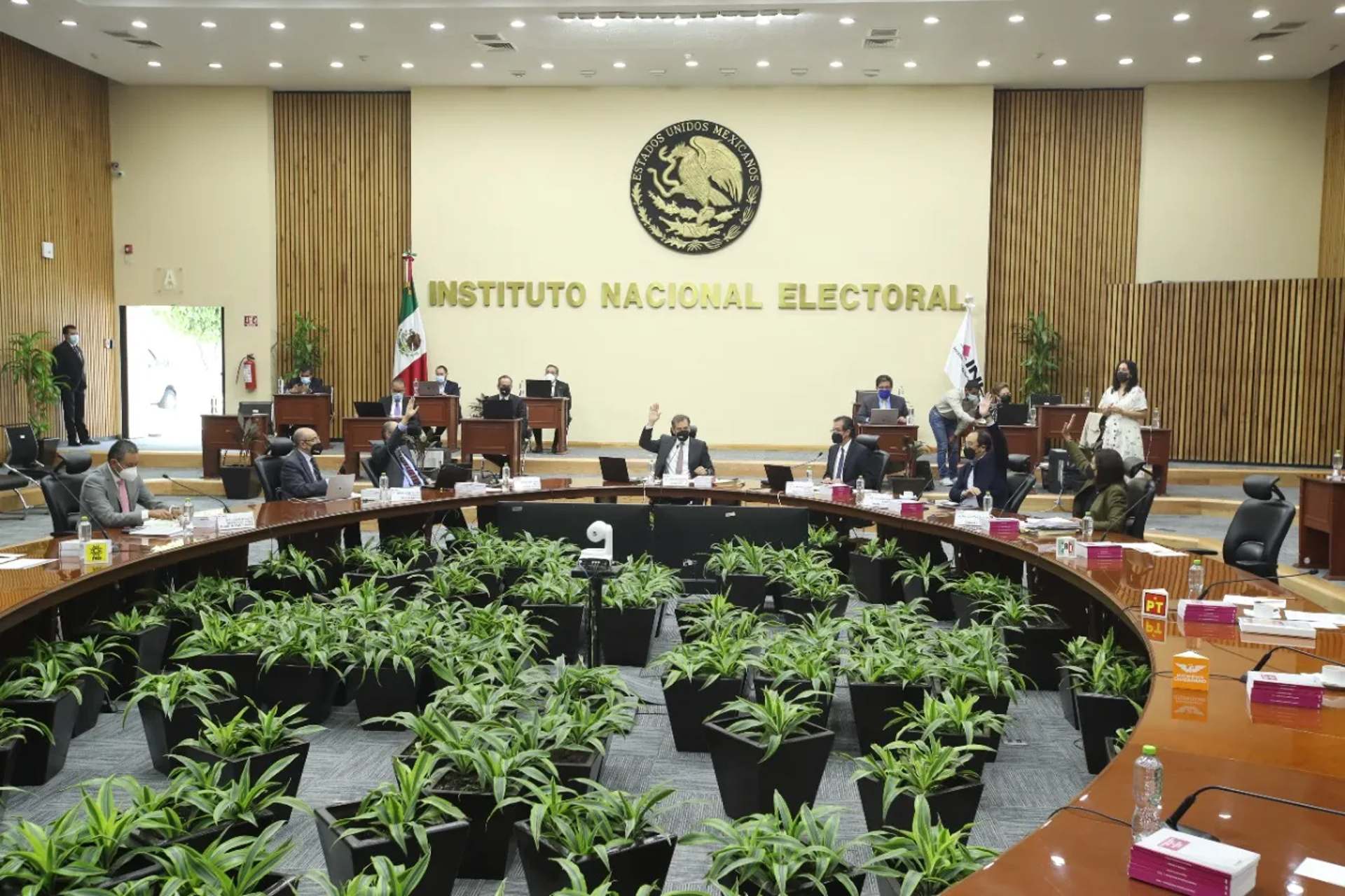 Con ‘Plan B’ no habrá garantías de elecciones libres y confiables: exconsejeros electorales