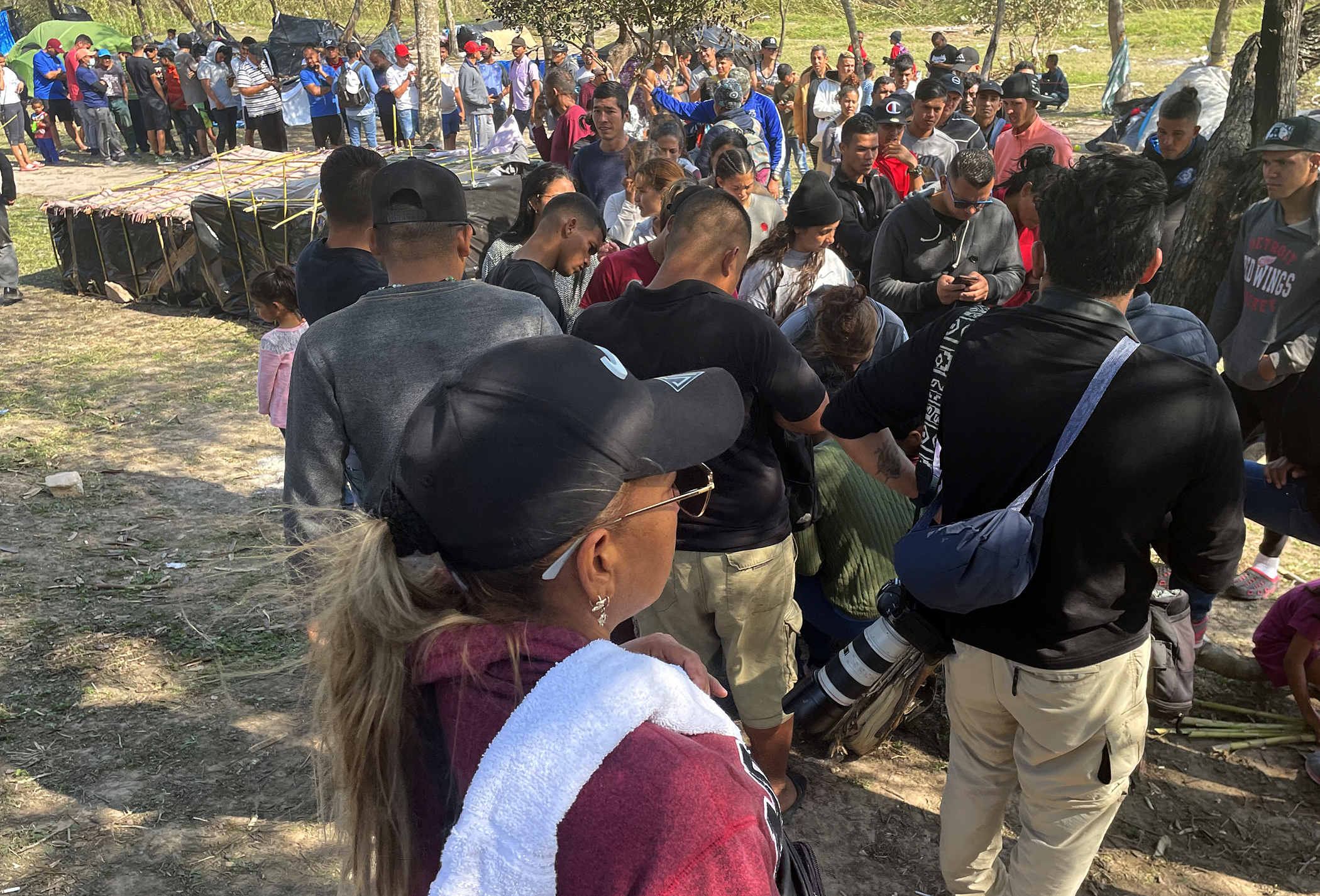 Migrantes se instalan de forma irregular en el río Coatán, en Chiapas Migrantes se instalan de forma irregular en el río Coatán, en Chiapas