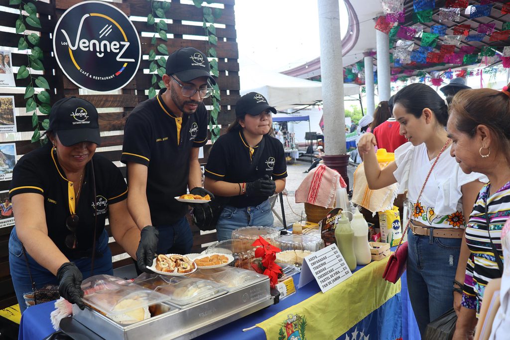 Migrantes participan en muestra gastronómica en Chiapas - muestra-gastronomica-tapachula-chiapas-3-1024x683