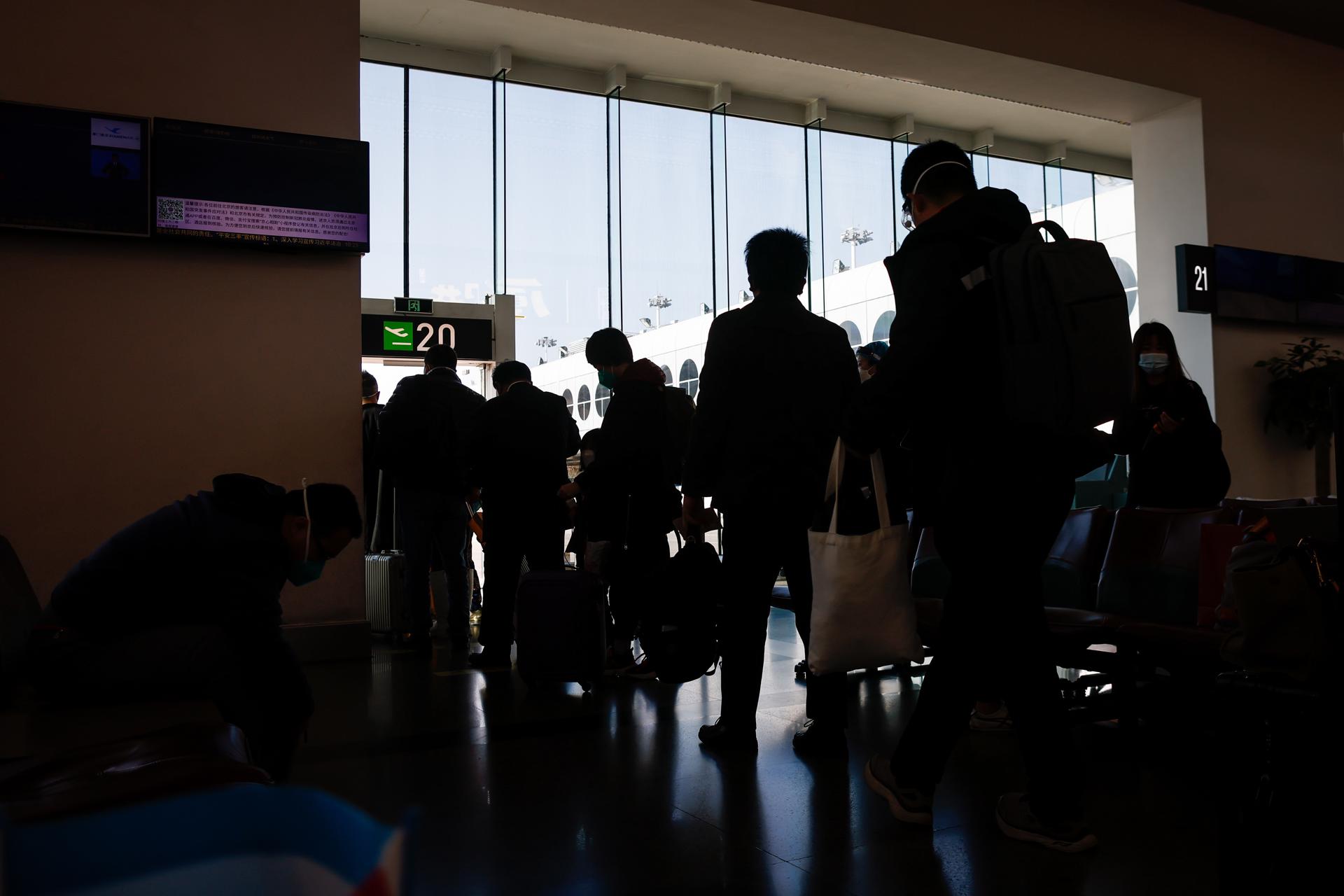 China retirará en enero las cuarentenas al entrar al país China retirará en enero las cuarentenas al entrar al país