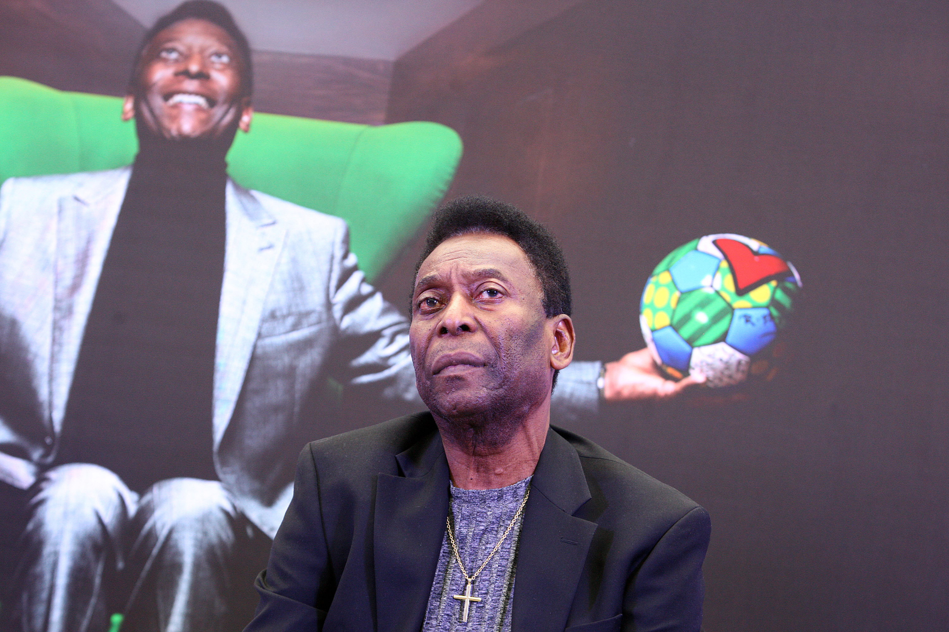 El futbol llora la muerte del rey ‘Pelé’