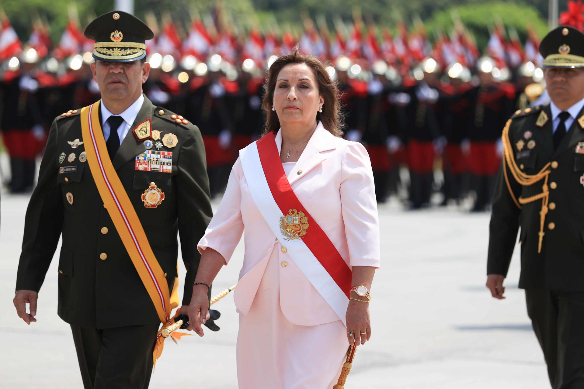 Presidenta de Perú agradece el respaldo de su homólogo de Argentina