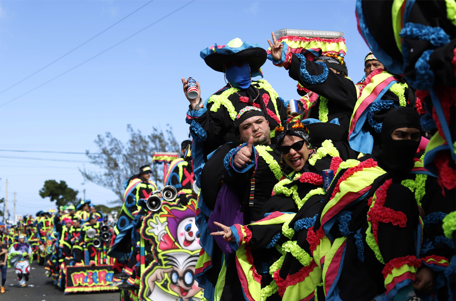 Tiroteo durante tradicional festival en Puerto Rico deja un muerto y un herido