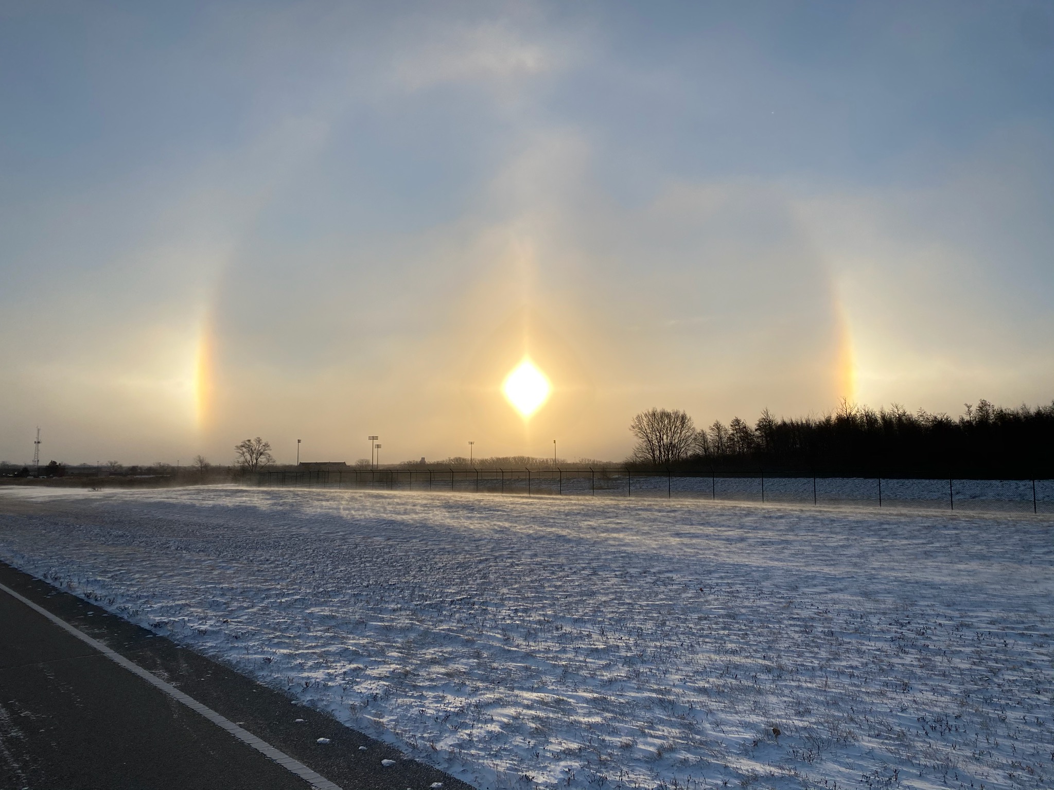 Tormenta invernal de EE.UU. hace “extremadamente peligroso” viajar por carretera Tormenta invernal de EE.UU. hace “extremadamente peligroso” viajar por carretera