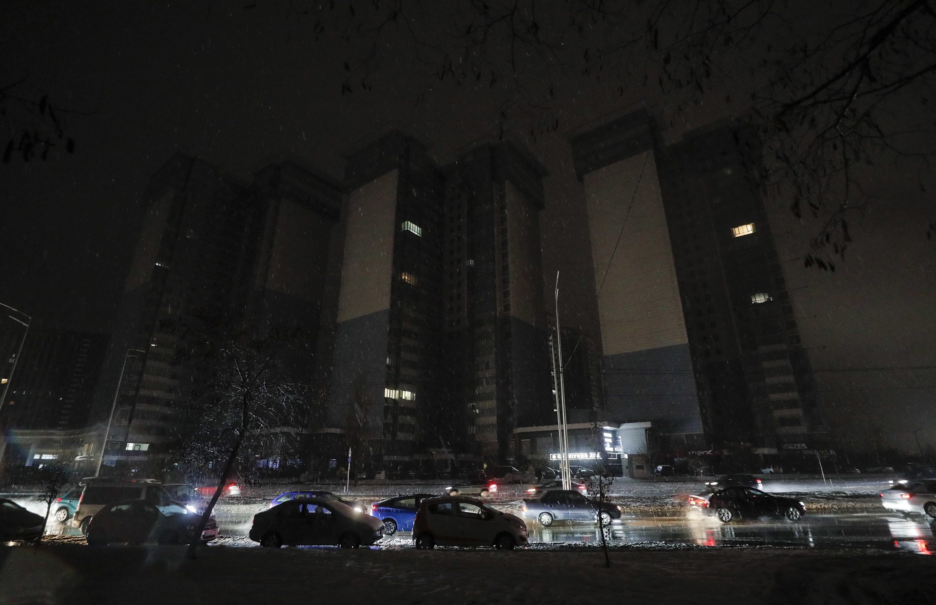 Reparar generadores para el frente, clave en la campaña de invierno en Ucrania Reparar generadores para el frente, clave en la campaña de invierno en Ucrania