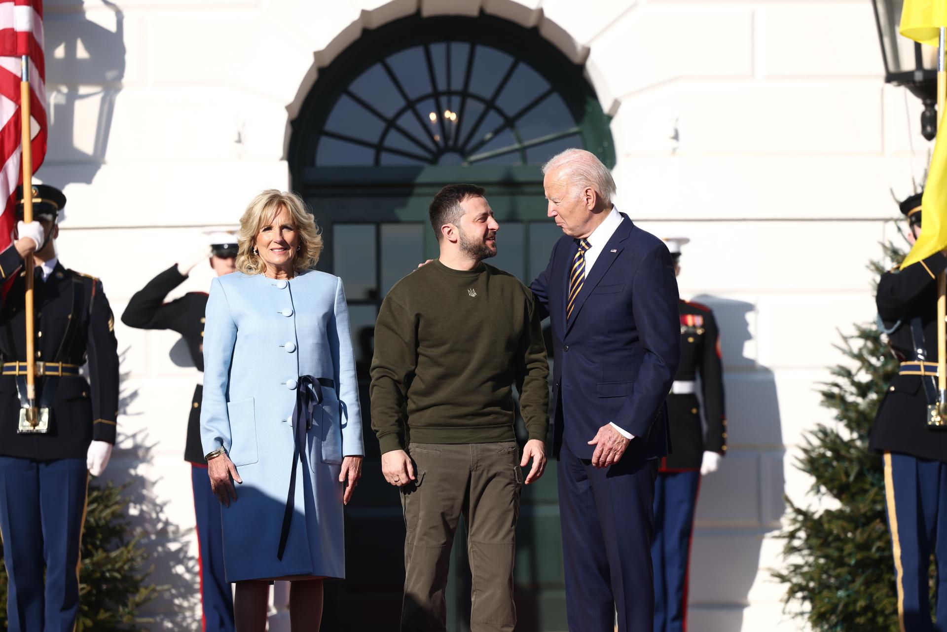Zelenski llega a la Casa Blanca para reunirse con Biden Zelenski llega a la Casa Blanca para reunirse con Biden