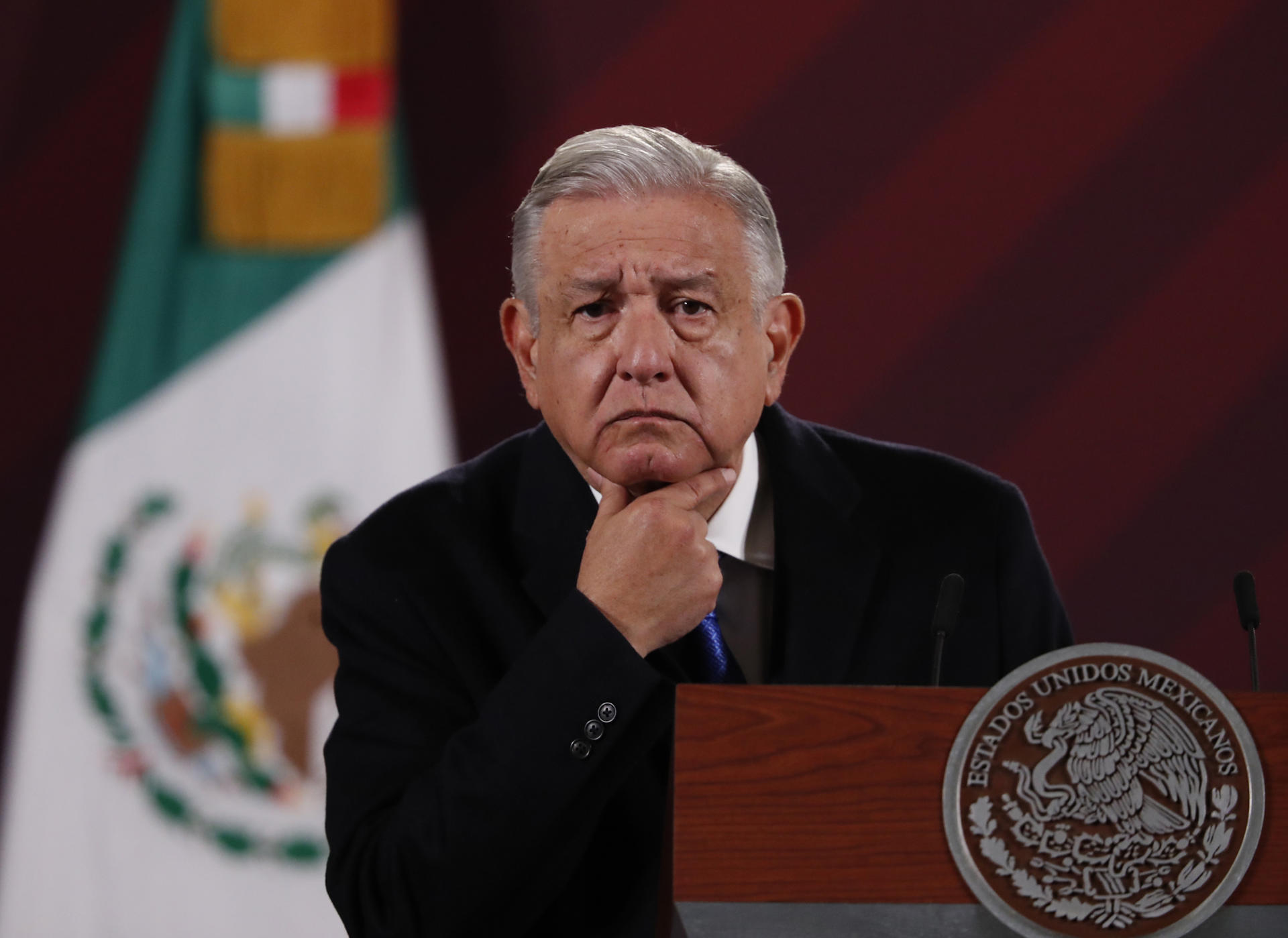A través de medios de comunicación, hay golpes de Estado técnicos: AMLO