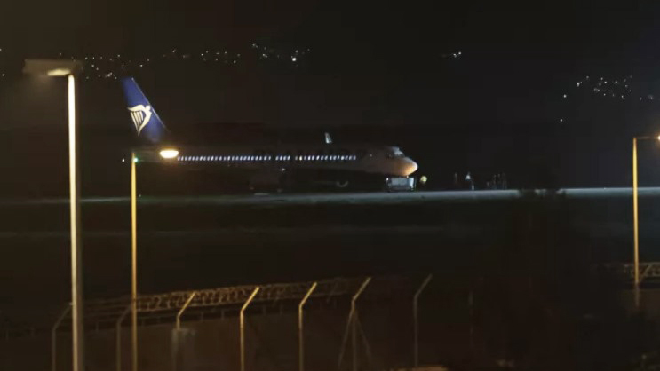 Aterriza en Atenas avión procedente de Polonia que alertó de amenaza de bomba