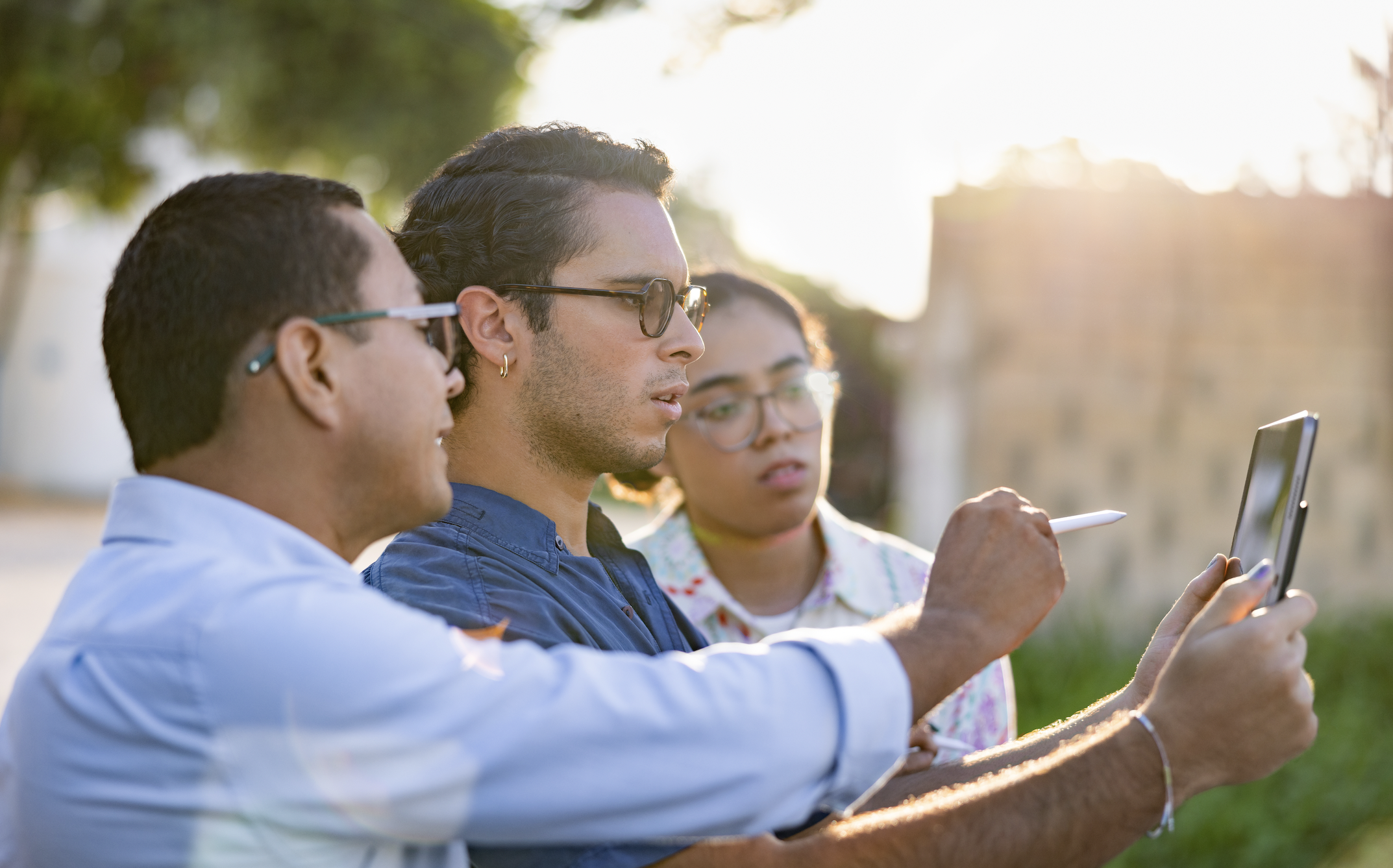 Arquitectos mexicanos trabajan con iPad para realizar proyectos digitales Arquitectos mexicanos trabajan con iPad para realizar proyectos digitales