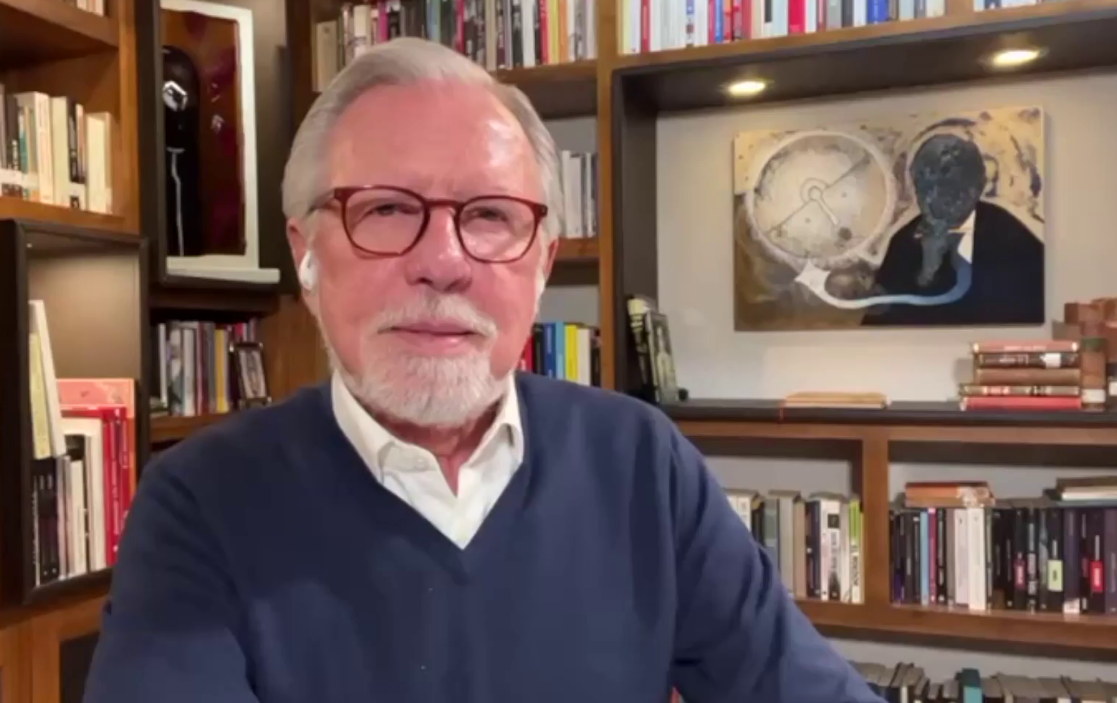 ¡Las noticias! Esta madrugada, tiempo del centro de México, los funerales del papa Benedicto XVI