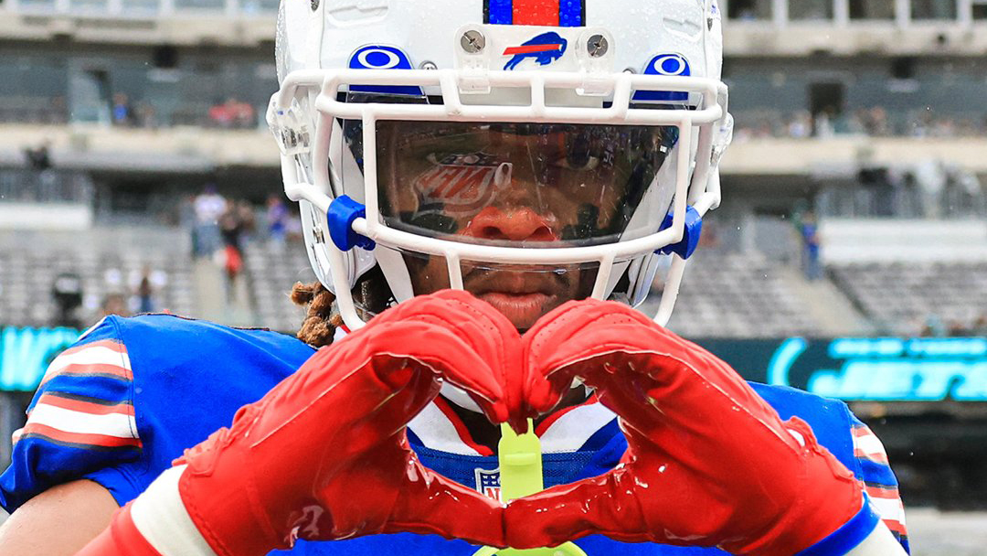 Quitan tubo de respiración a Damar Hamlin; “los amo”, sus primeras palabras