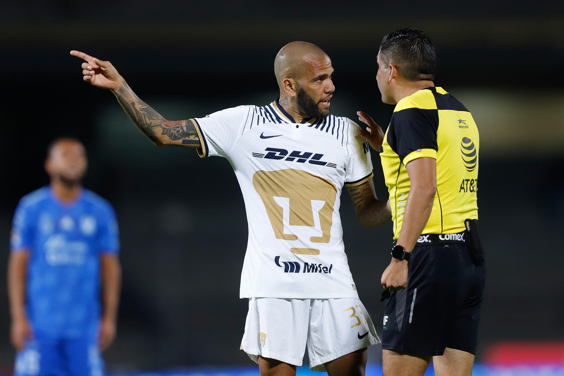 Víctima De Dani Alves Pide Que Futbolista Siga En Prisión Al Persistir