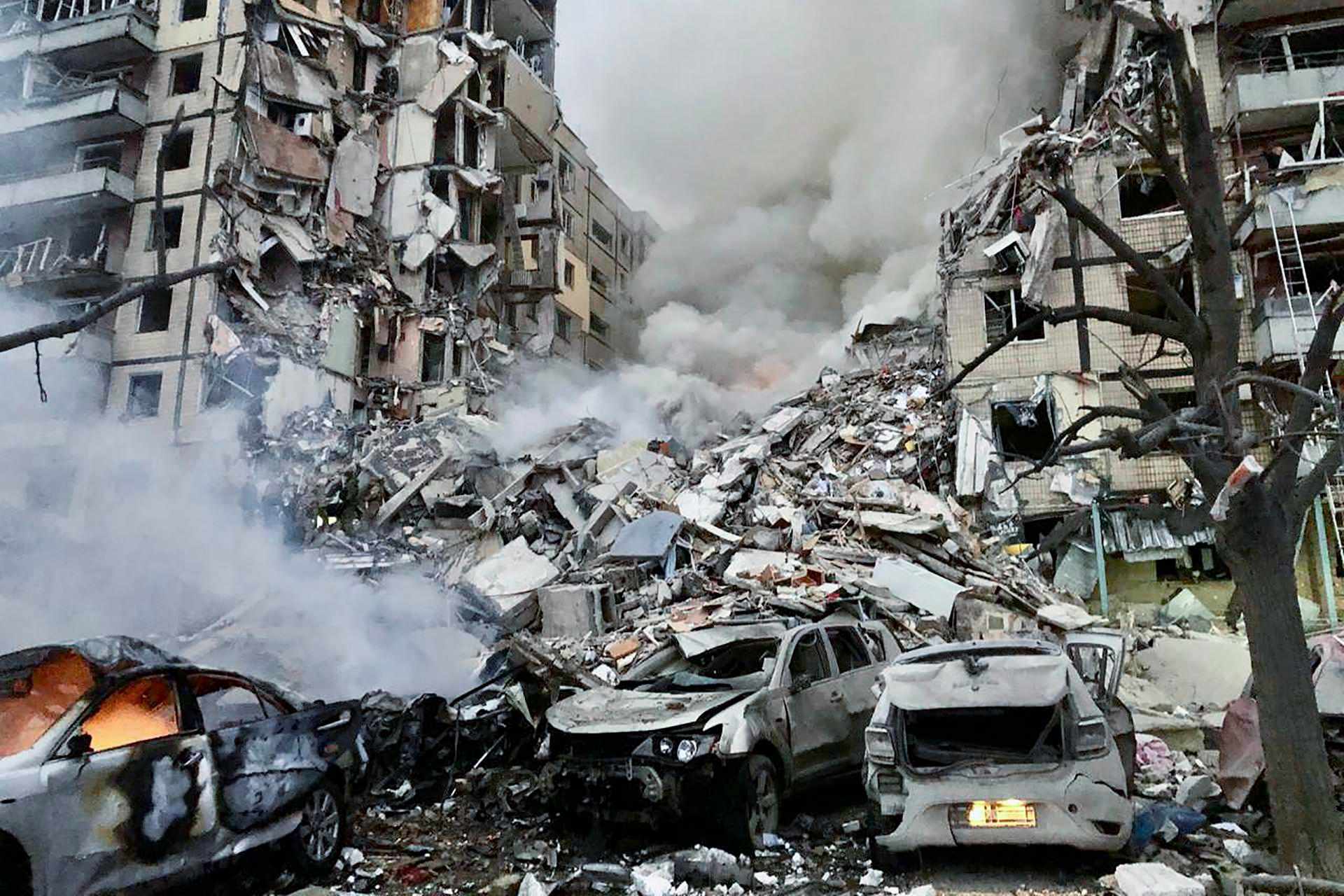 Rusia continúa bombardeos masivos en Ucrania bajo nuevo mando militar