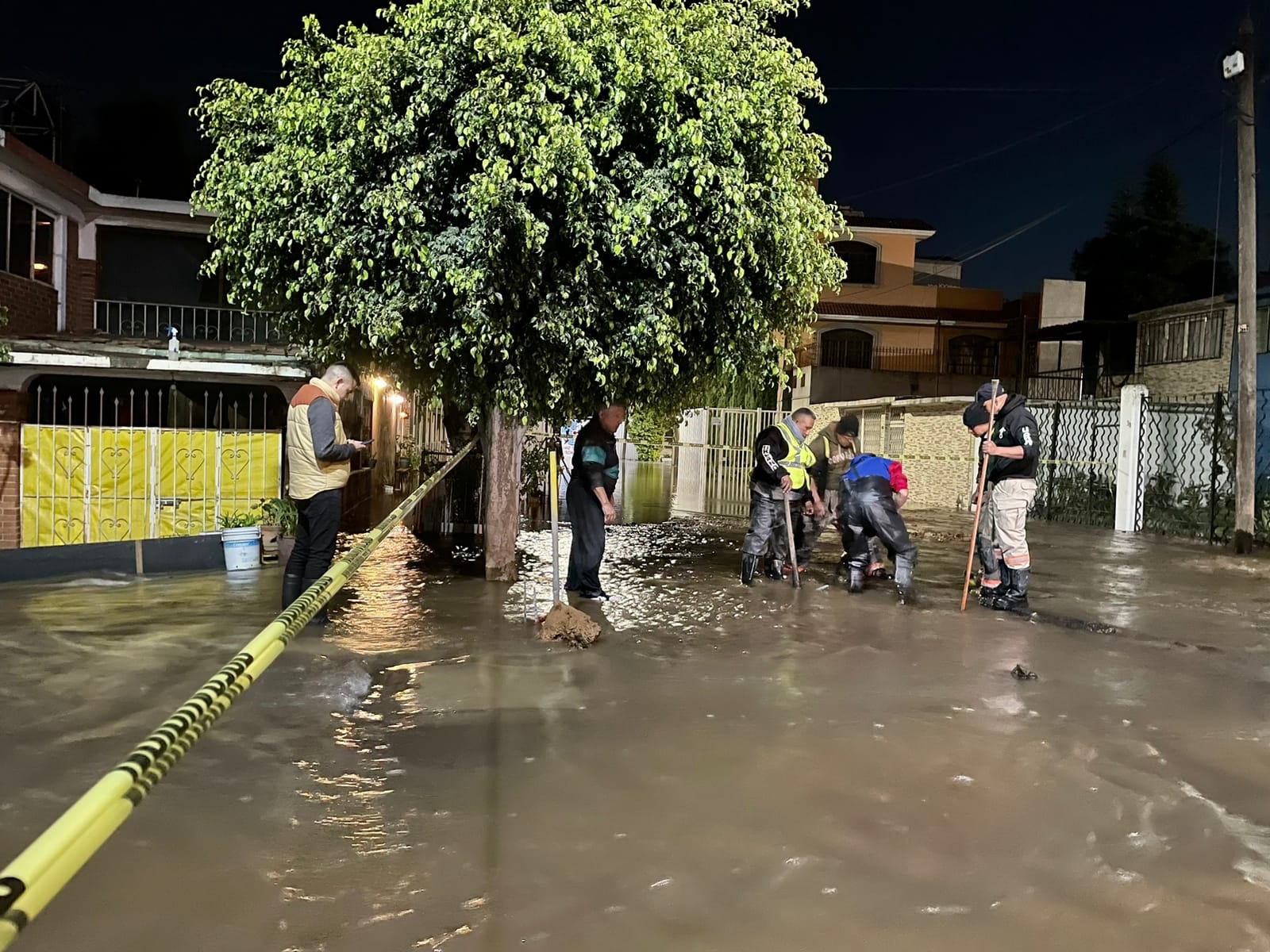 #Video Nueva megafuga de agua vuelve a inundar Izcalli Ecatepec