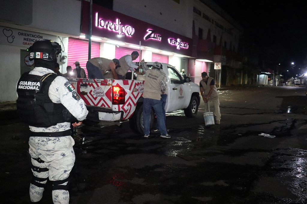 Guardia Nacional impide a haitianos comerciar en Chiapas - guardia-nacional-haitianos-mercado-tapachula-2-1024x683