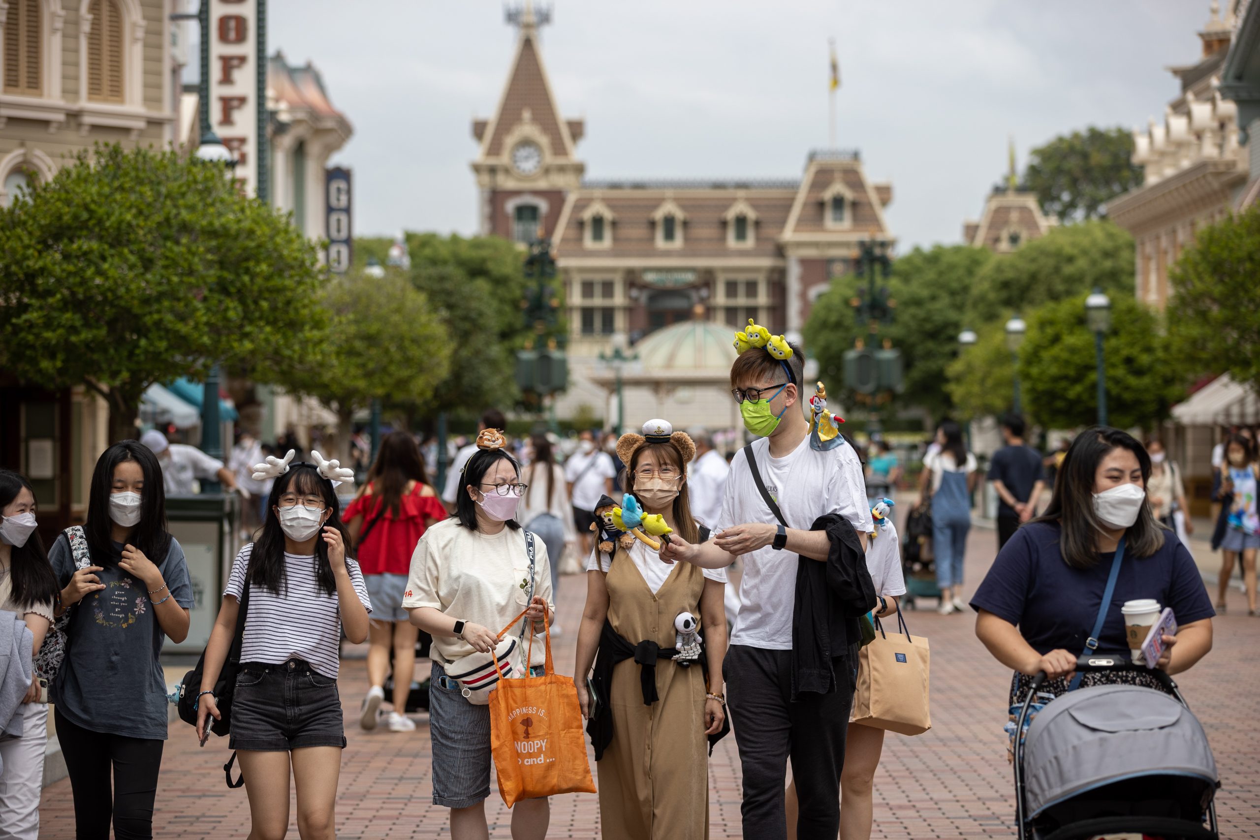Hong Kong cancelará cuarentenas para contagiados de COVID-19 a partir del 30 de enero