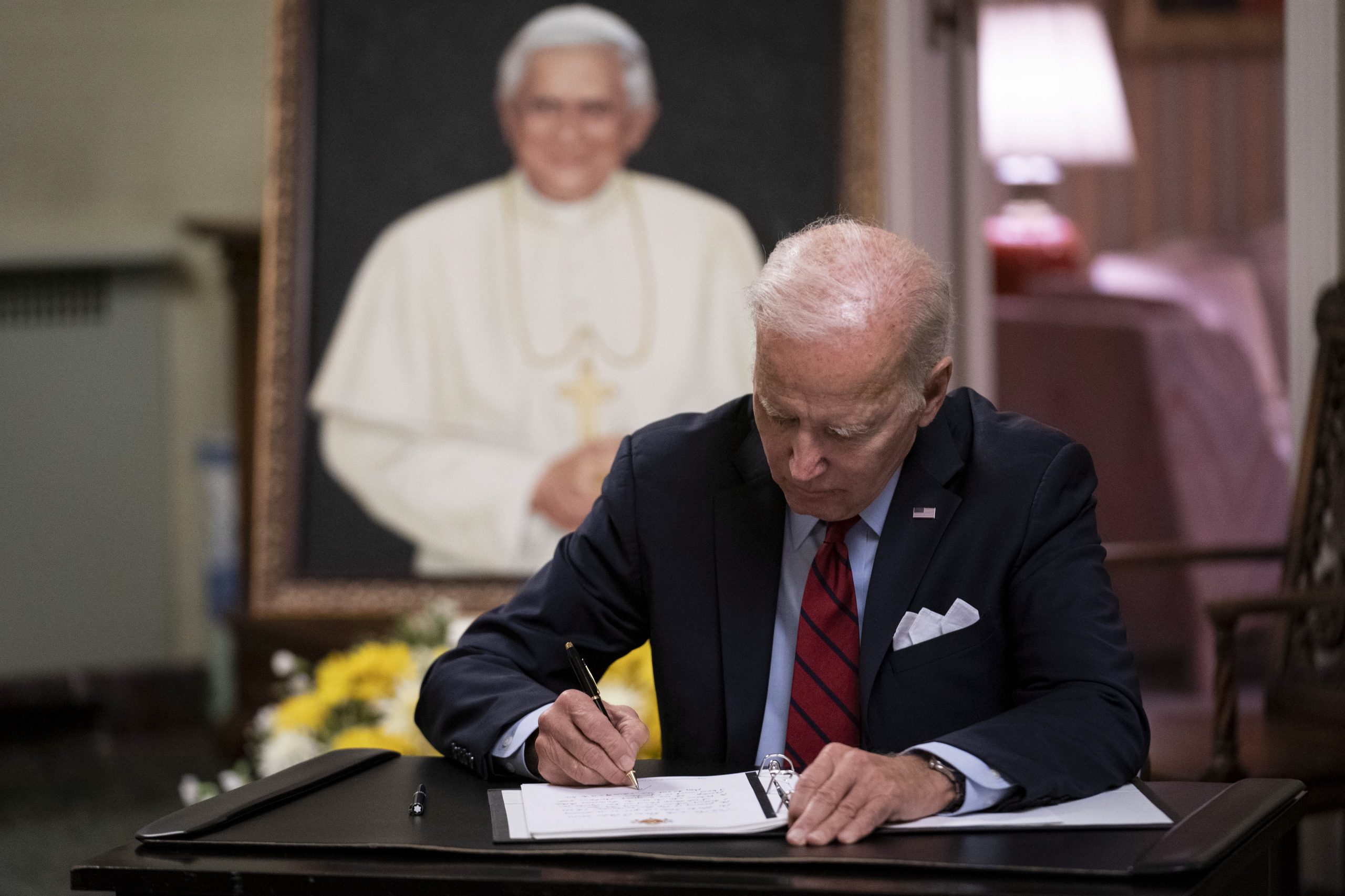 Biden złożył kondolencje z powodu śmierci papieża emeryta Benedykta XVI