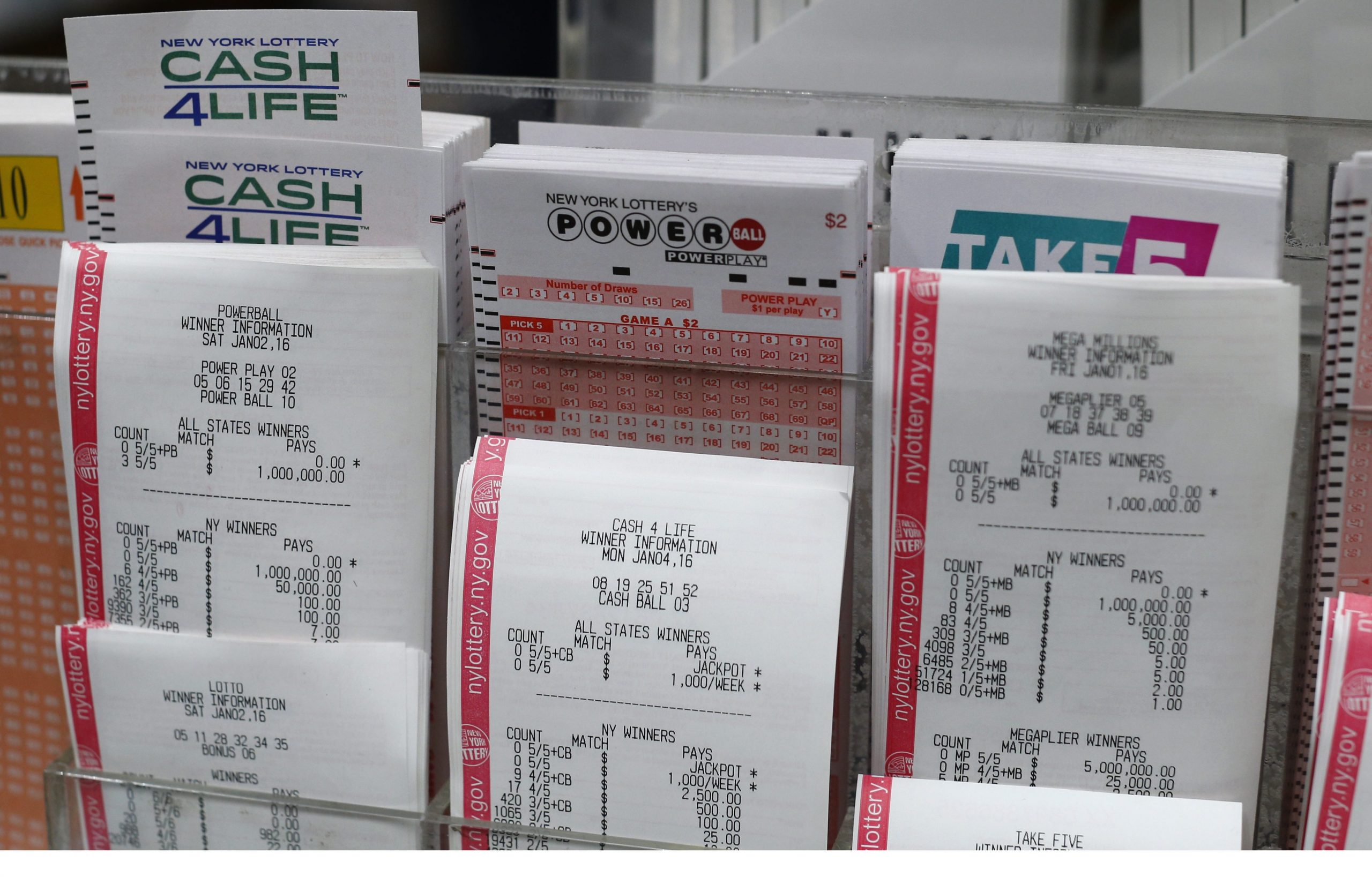 Un solo ganador se lleva mil 350 mdd en lotería de EE.UU. Un solo ganador se lleva mil 350 mdd en lotería de EE.UU.