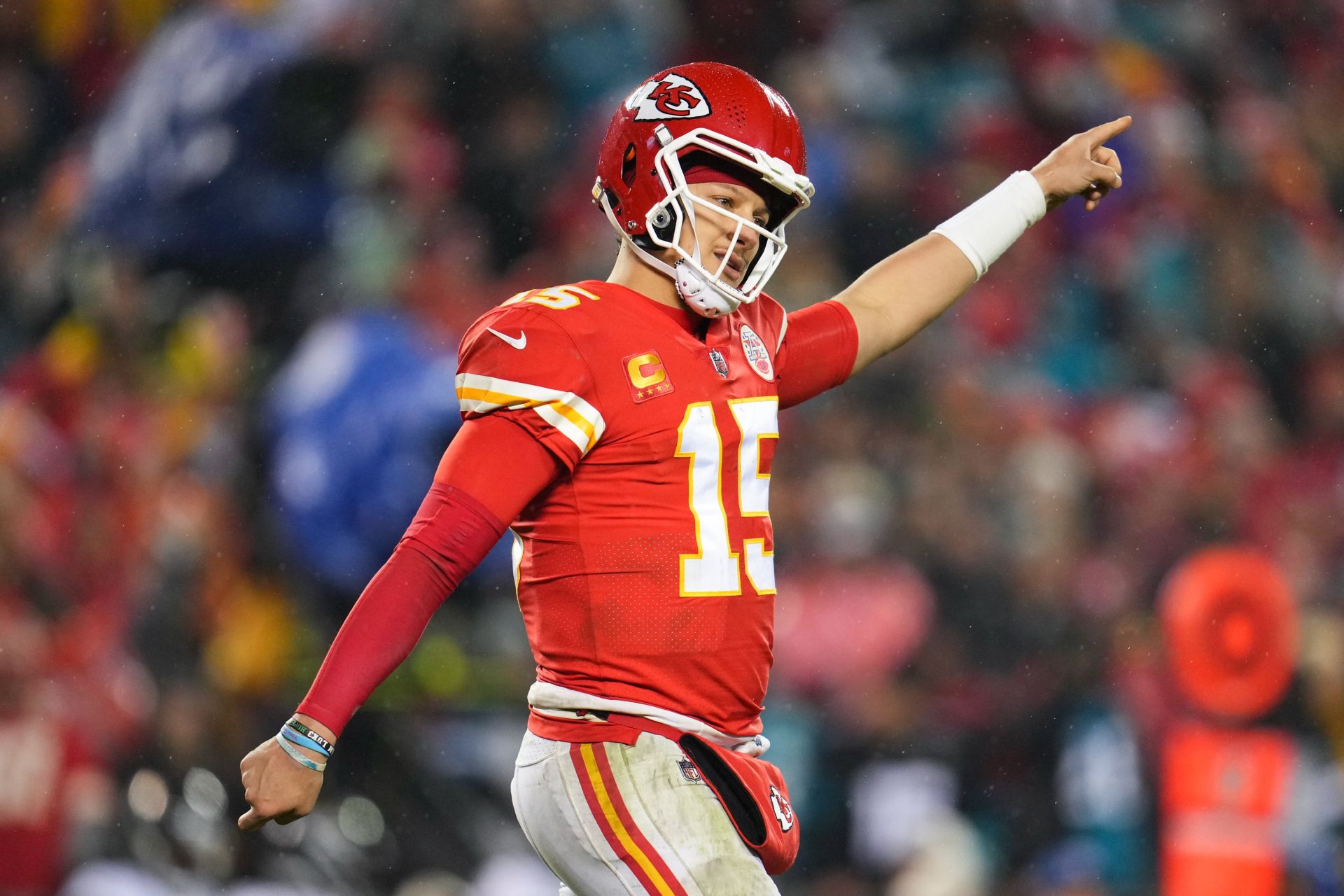 Mahomes y Kelce llevan a los Chiefs a la final de la AFC Mahomes y Kelce llevan a los Chiefs a la final de la AFC