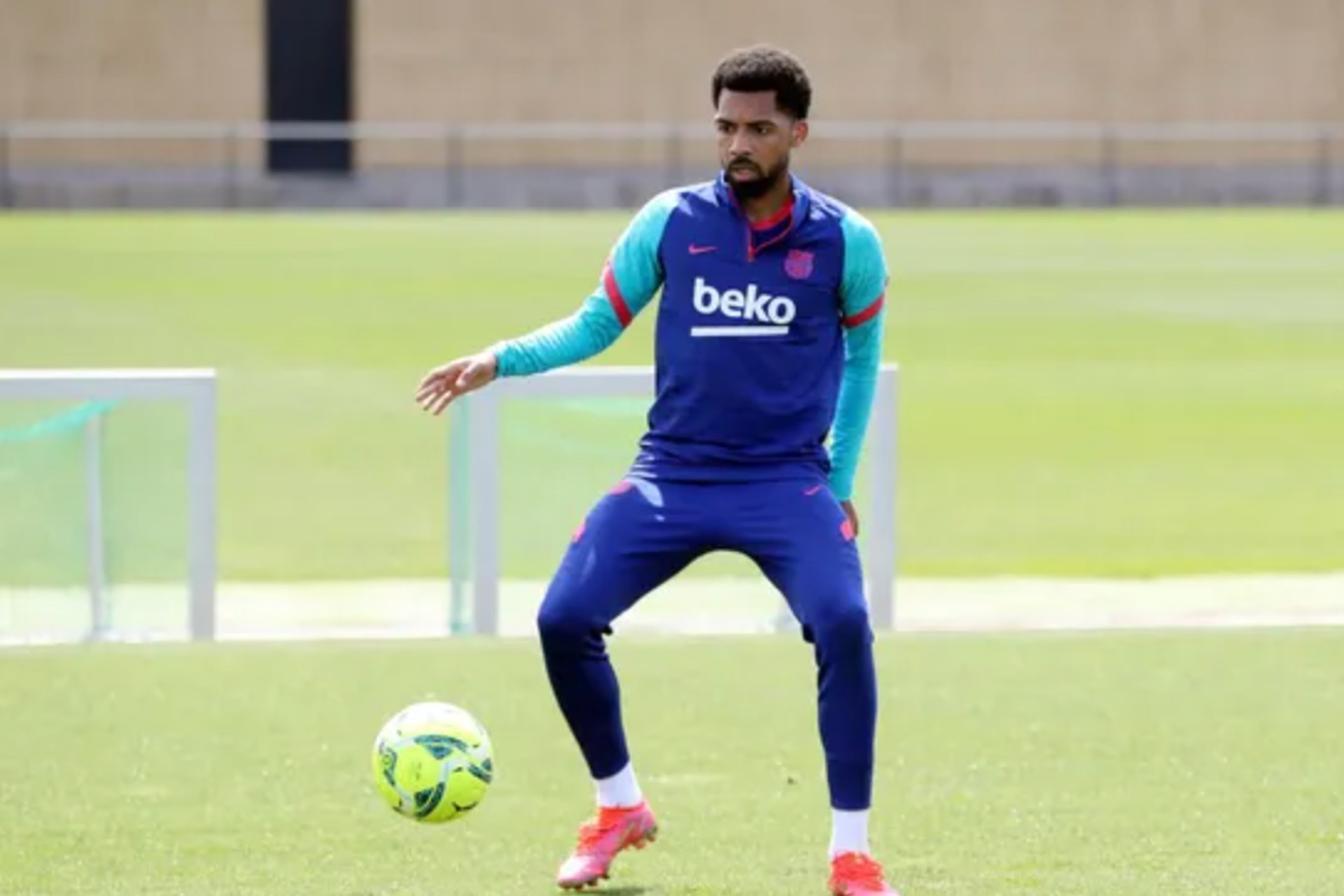 Barcelona, condenado a pagar 7.7 millones a Matheus Fernandes por despido improcedente