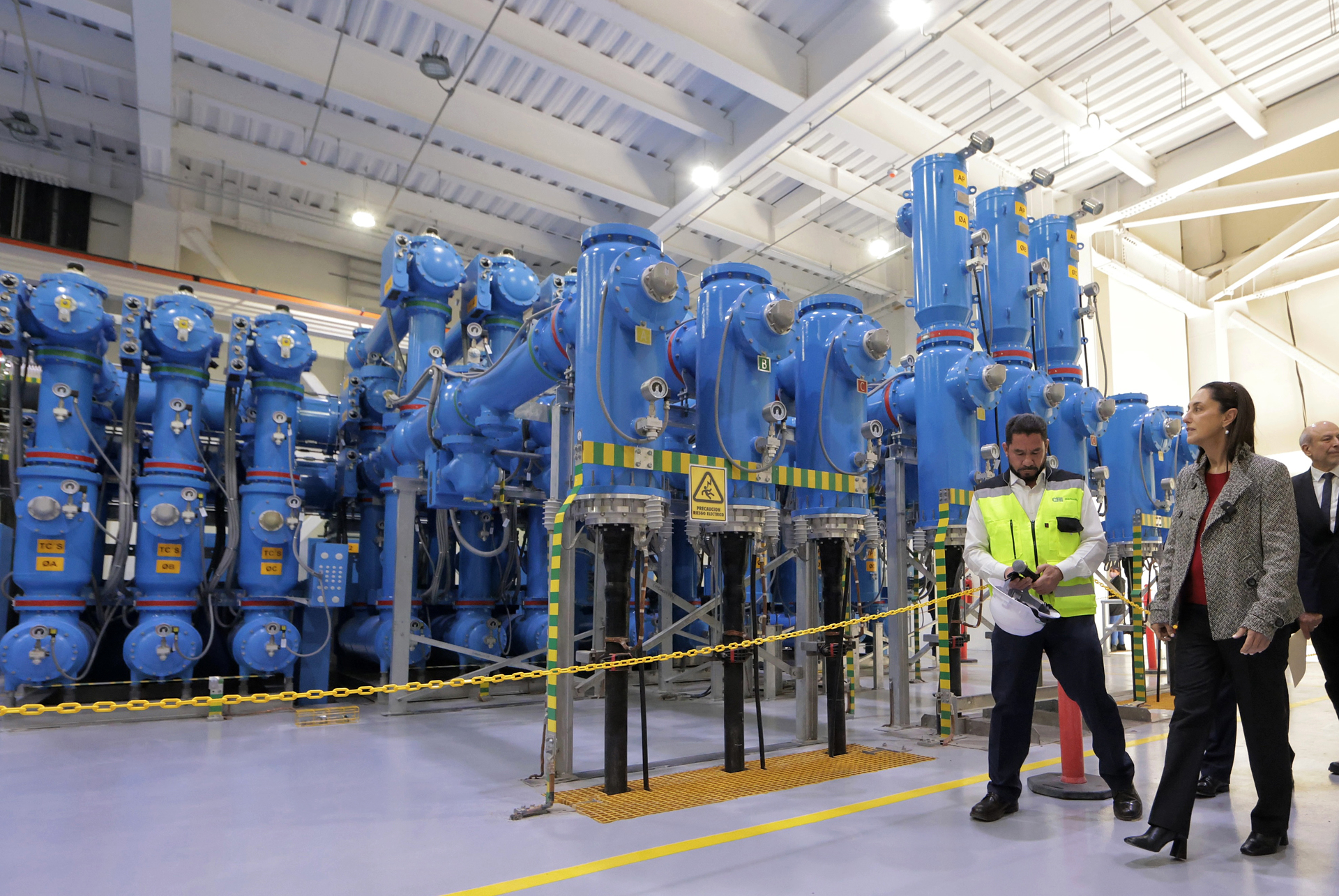 Metro de la Ciudad de México estrena subestación en medio de cuestionamientos Metro de la Ciudad de México estrena subestación en medio de cuestionamientos