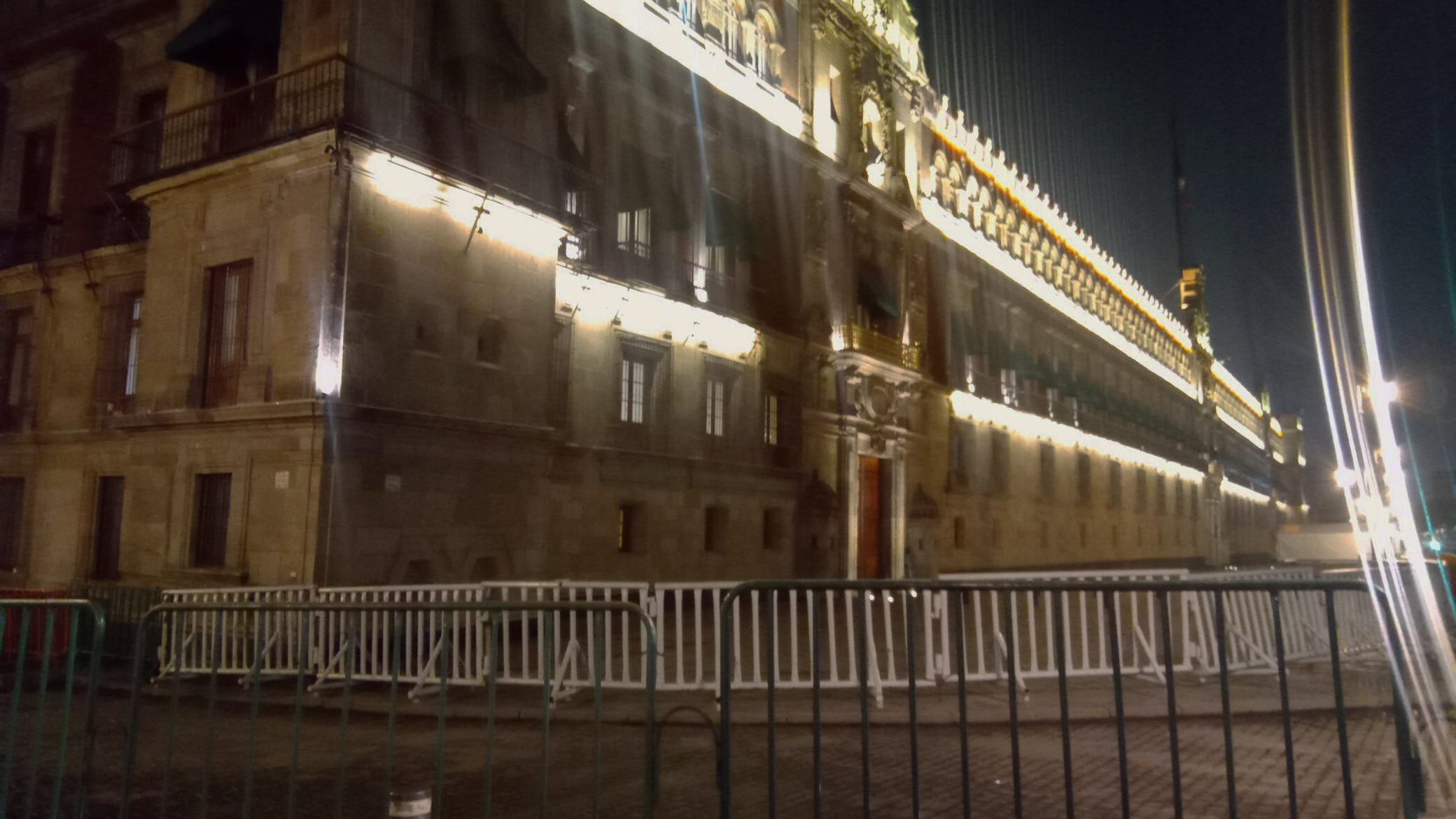 Blindan Zócalo capitalino por visita de Biden y Trudeau Blindan Zócalo capitalino por visita de Biden y Trudeau