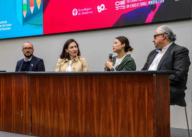 Cerrar la brecha entre investigación y práctica en la acción climática, un reto en común - panelcerrarlabrechaentreinvestigacionypracticaenlaaccionclimatica-ciie2023-2-jpg