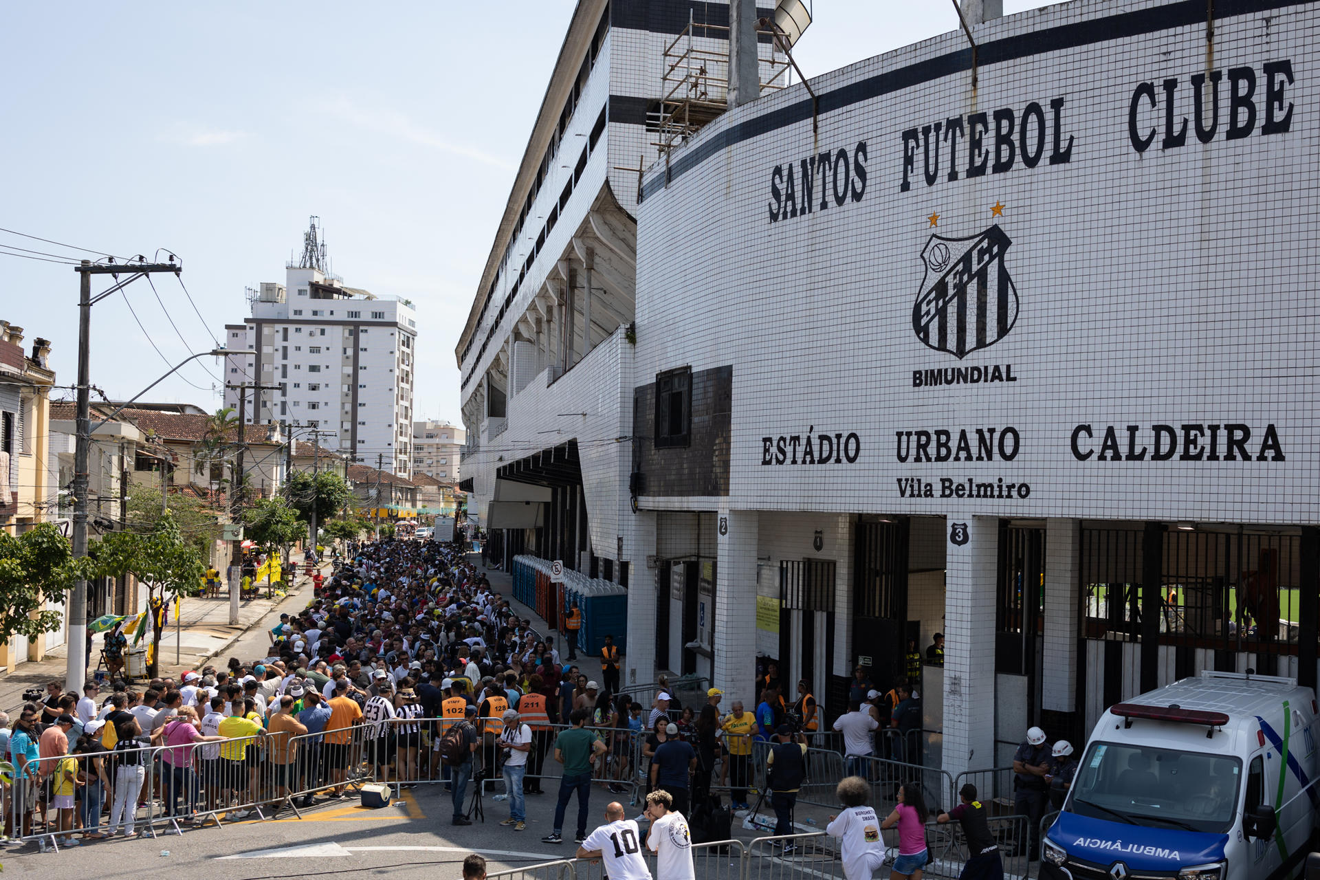 Filas interminables en Brasil para despedir a Pelé Filas interminables en Brasil para despedir a Pelé