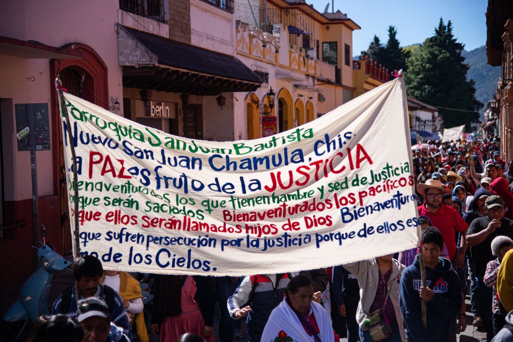 Indígenas marchan contra la violencia y megaproyectos en Chiapas - protesta-en-chiapas-1024x684