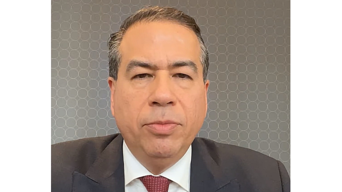 Asegura Ricardo Mejía que las encuestas “no son la Biblia” y arremete contra Mario Delgado y Armando Guadiana