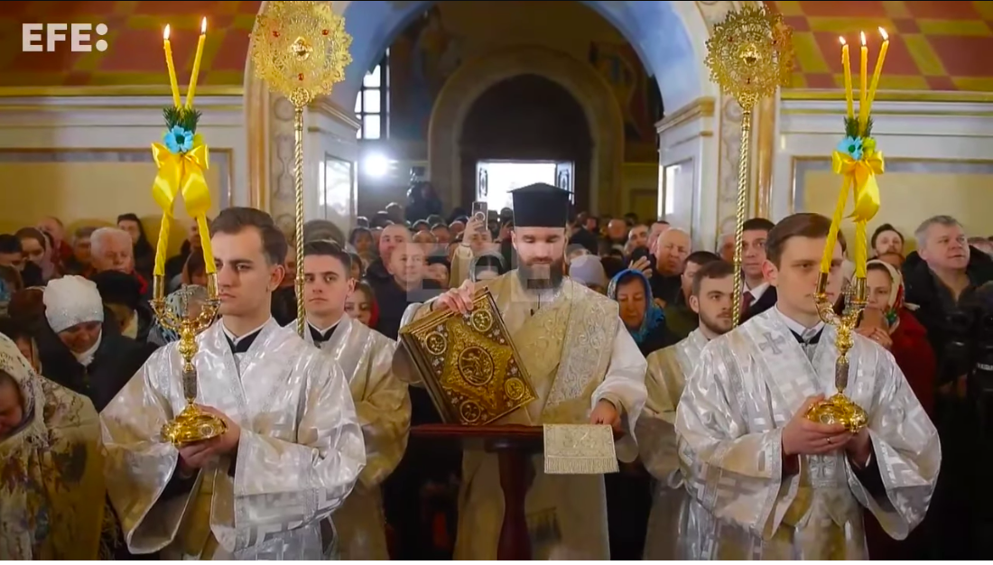 Ucrania celebra la navidad ortodoxa bajo la sombra de la guerra