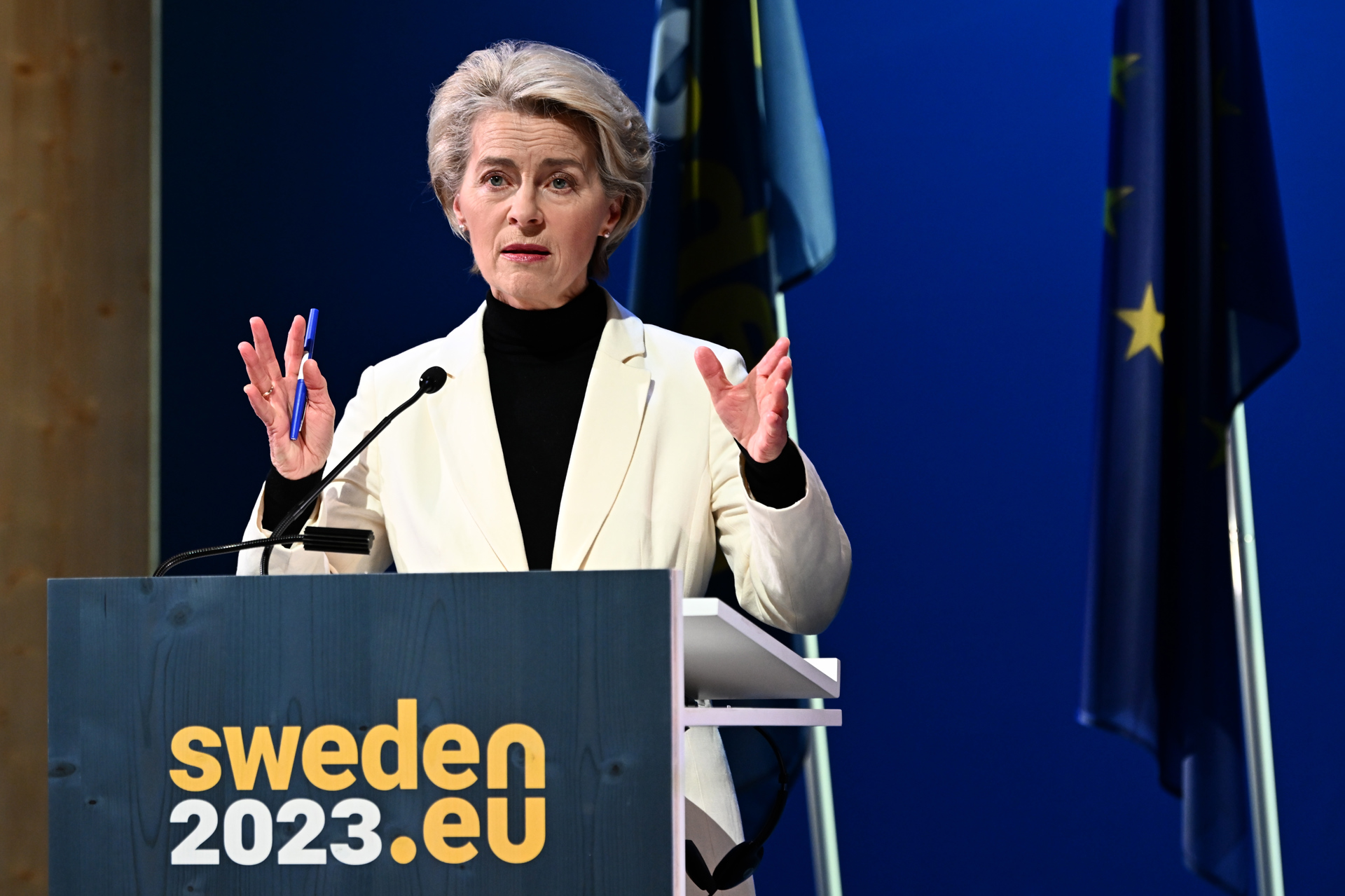 Von der Leyen: “Tenemos que seguir incrementando la presión sobre Rusia”