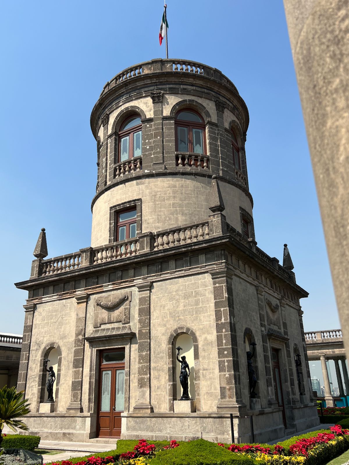 Causa sensación el Castillo de Chapultepec.