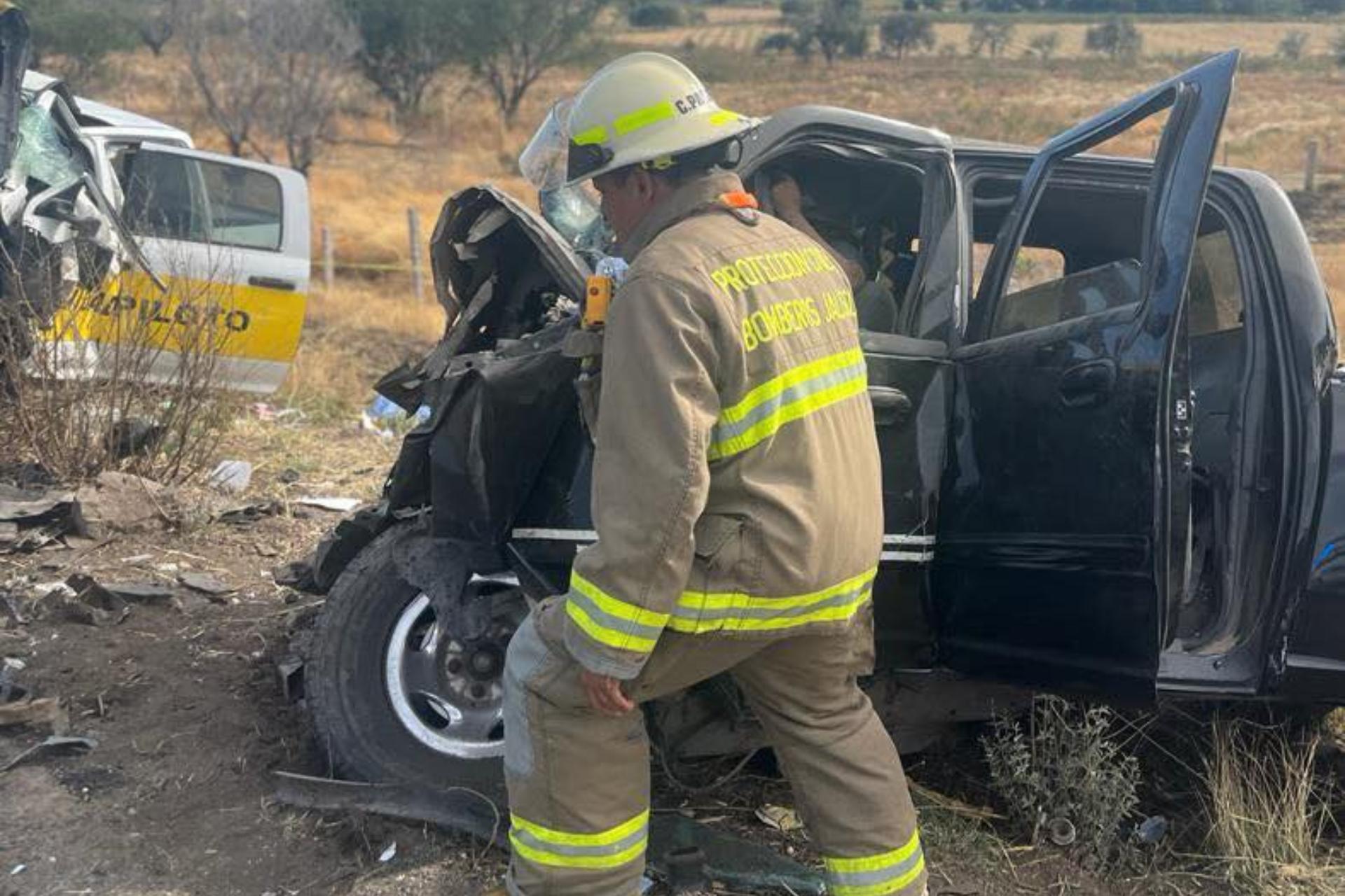 Accidente carretero en Jalisco deja nueve muertos Accidente carretero en Jalisco deja nueve muertos