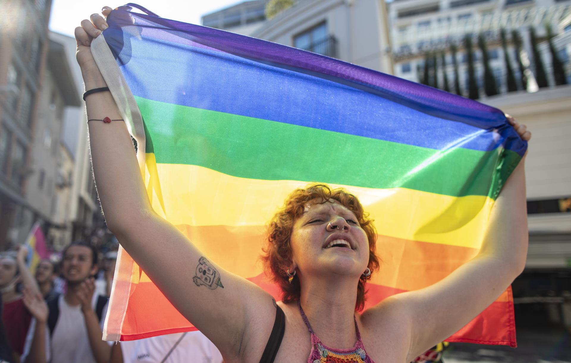 Uno de cada cinco adolescentes LGBQ+ intentaron suicidarse en EE.UU. en un año Uno de cada cinco adolescentes LGBQ+ intentaron suicidarse en EE.UU. en un año