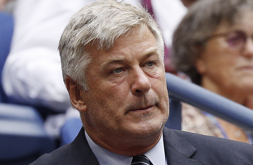 Jueza niega petición de Alec Baldwin para desestimar cargos de homicidio involuntario - alec-baldwin-1024x666