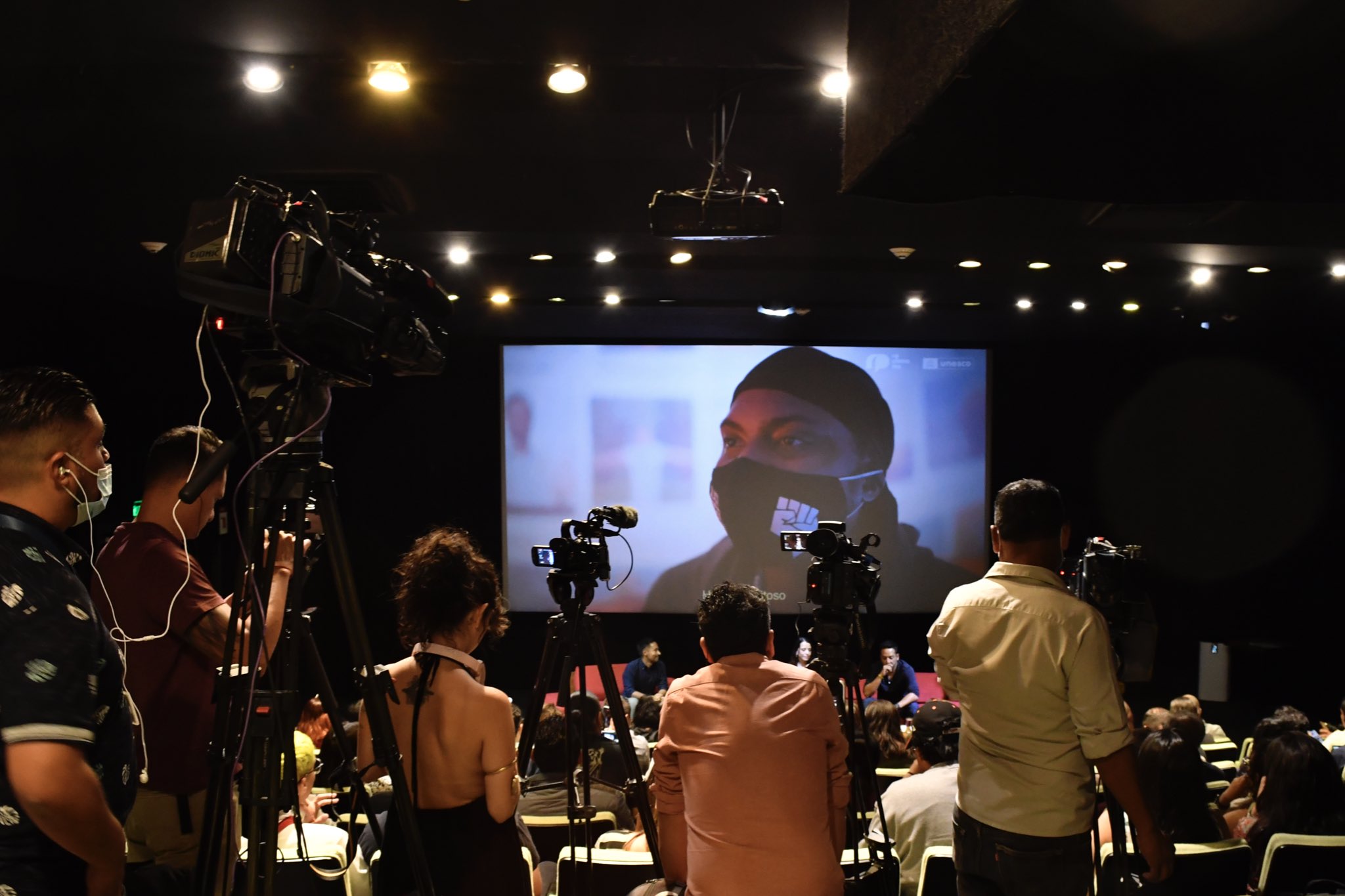 Unesco y RacismoMX lanzan campaña contra la discriminación de algoritmo